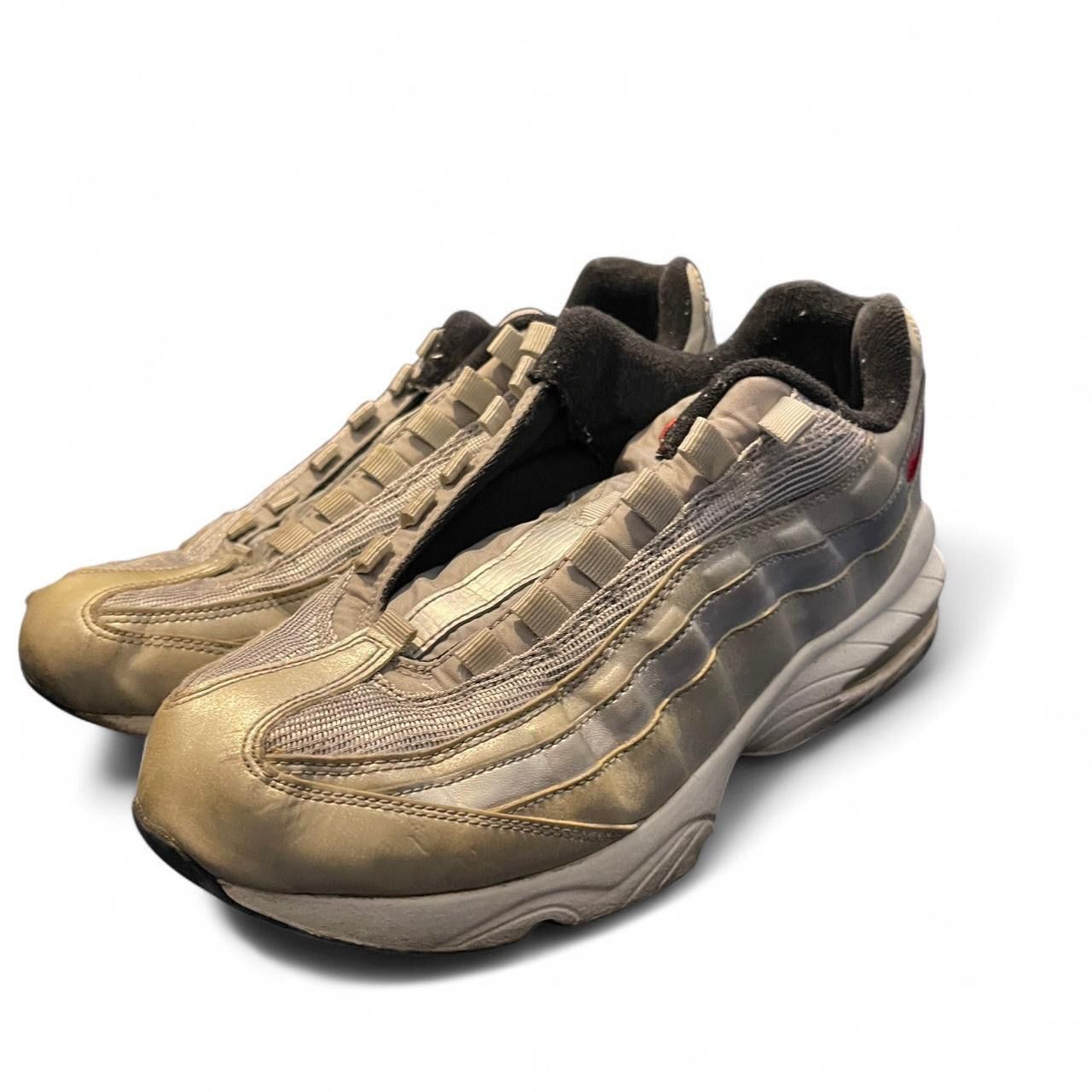 Nike Nike Air Max 95 Silver Bullet Sneakers Size 7y Size US 7 / EU 40 - 7 Thumbnail