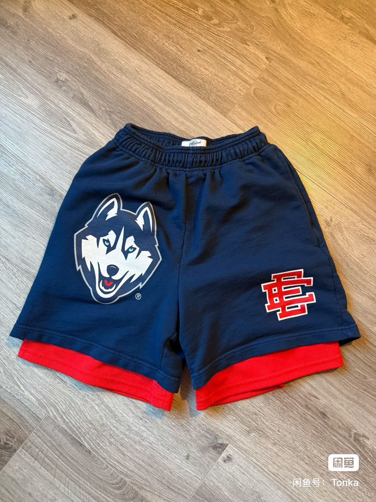 Eric Emanuel NCAA Eric Emanuel UCONN Shorts Size US 32 / EU 48 - 1 Thumbnail