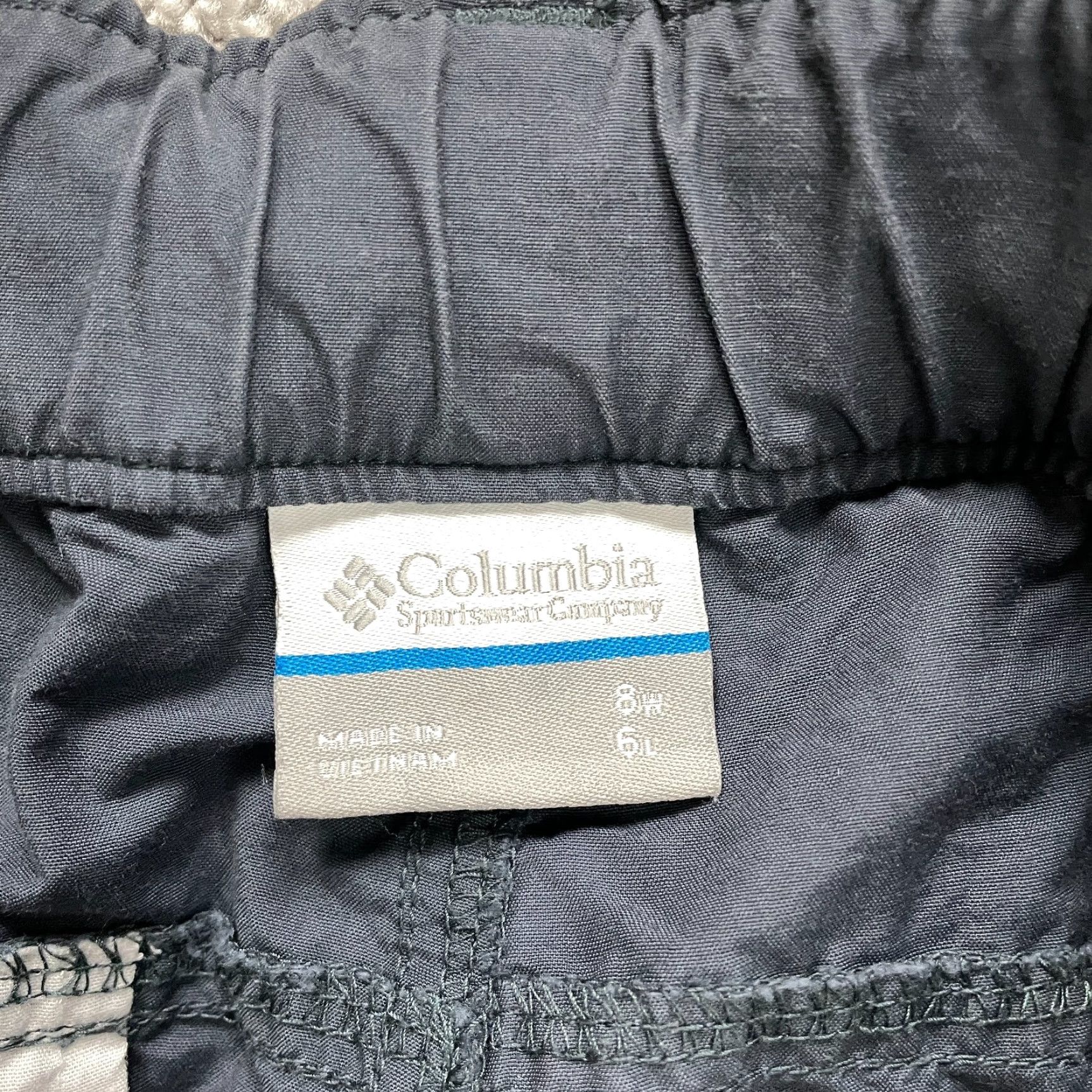 Vintage VINTAGE Columbia Women's Chino Shorts Size 8 Cotton Nylon Outdoor Black Elastic Waist Casual Summer Size 30" / US 8 / IT 44 - 5 Thumbnail