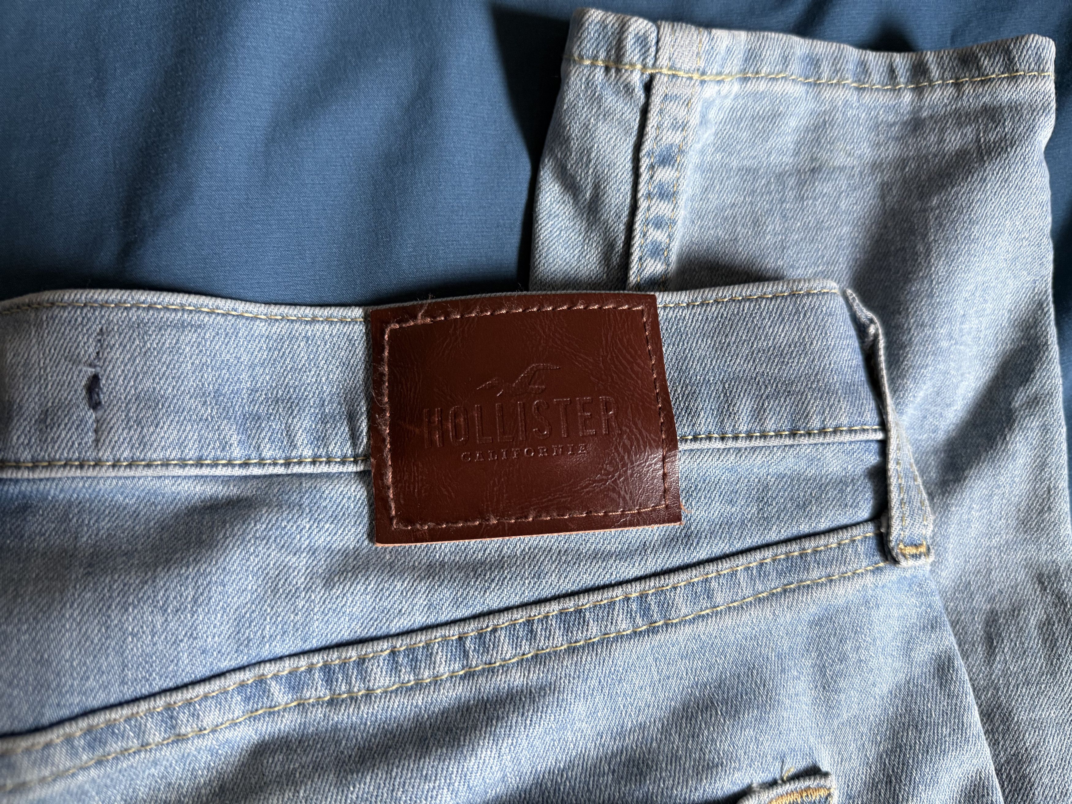 Hollister Hollister Super Skinny Jeans Advanced Stretch 32x30 $59.50 Size US 32 / EU 48 - 3 Thumbnail