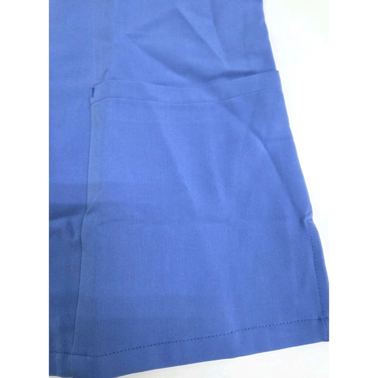 Vintage VINTAGE NWT Mandala Women’s Short Sleeve 6 Pocket V Neck Scrub Top Large Light blue PMID:7785 Size L / US 10 / IT 46 - 6 Thumbnail