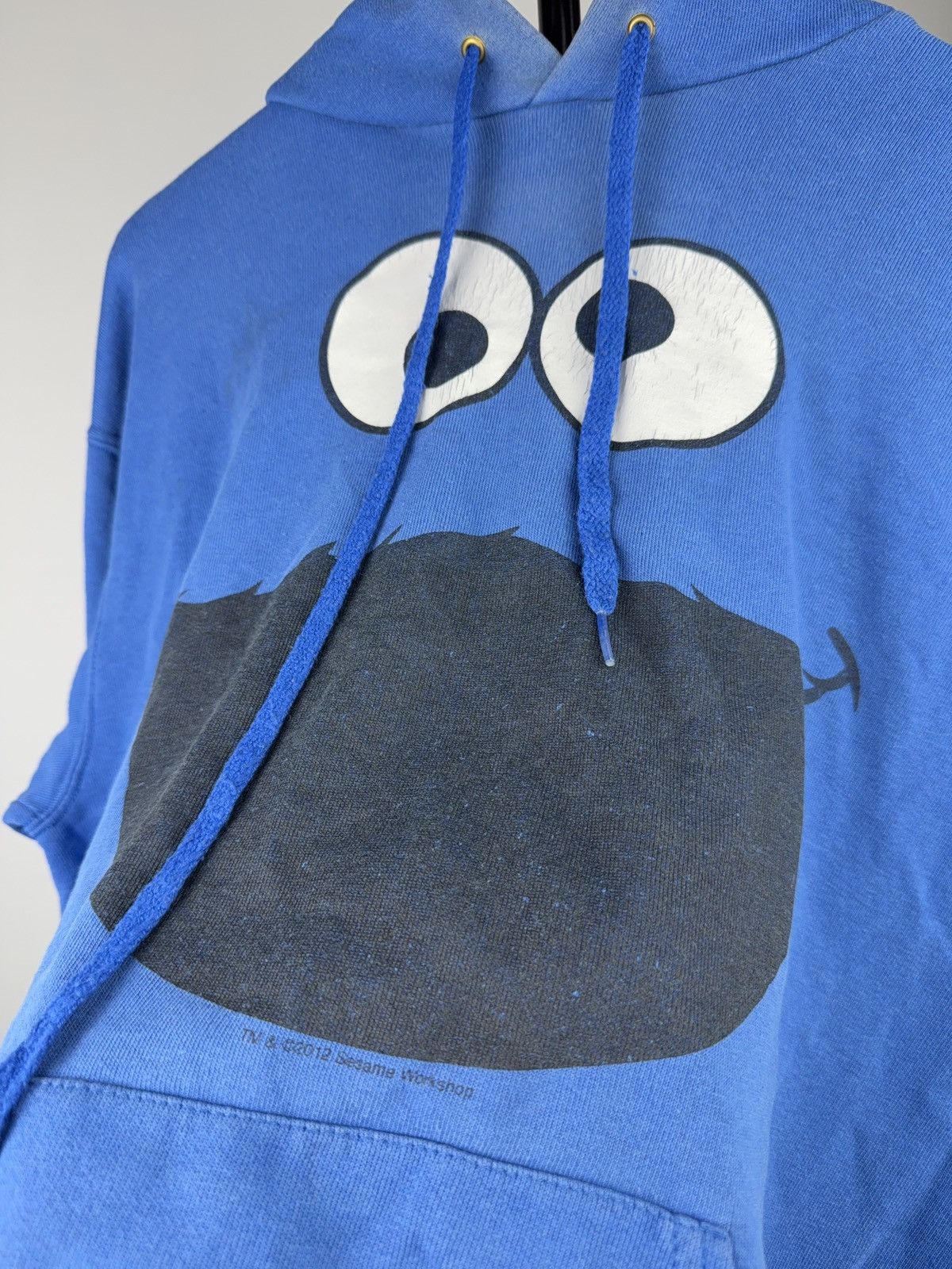 Vintage Vintage 2011 Big Logo Cookie Monster Cartoon Graphic Hoodie Size US L / EU 52-54 / 3 - 6 Thumbnail