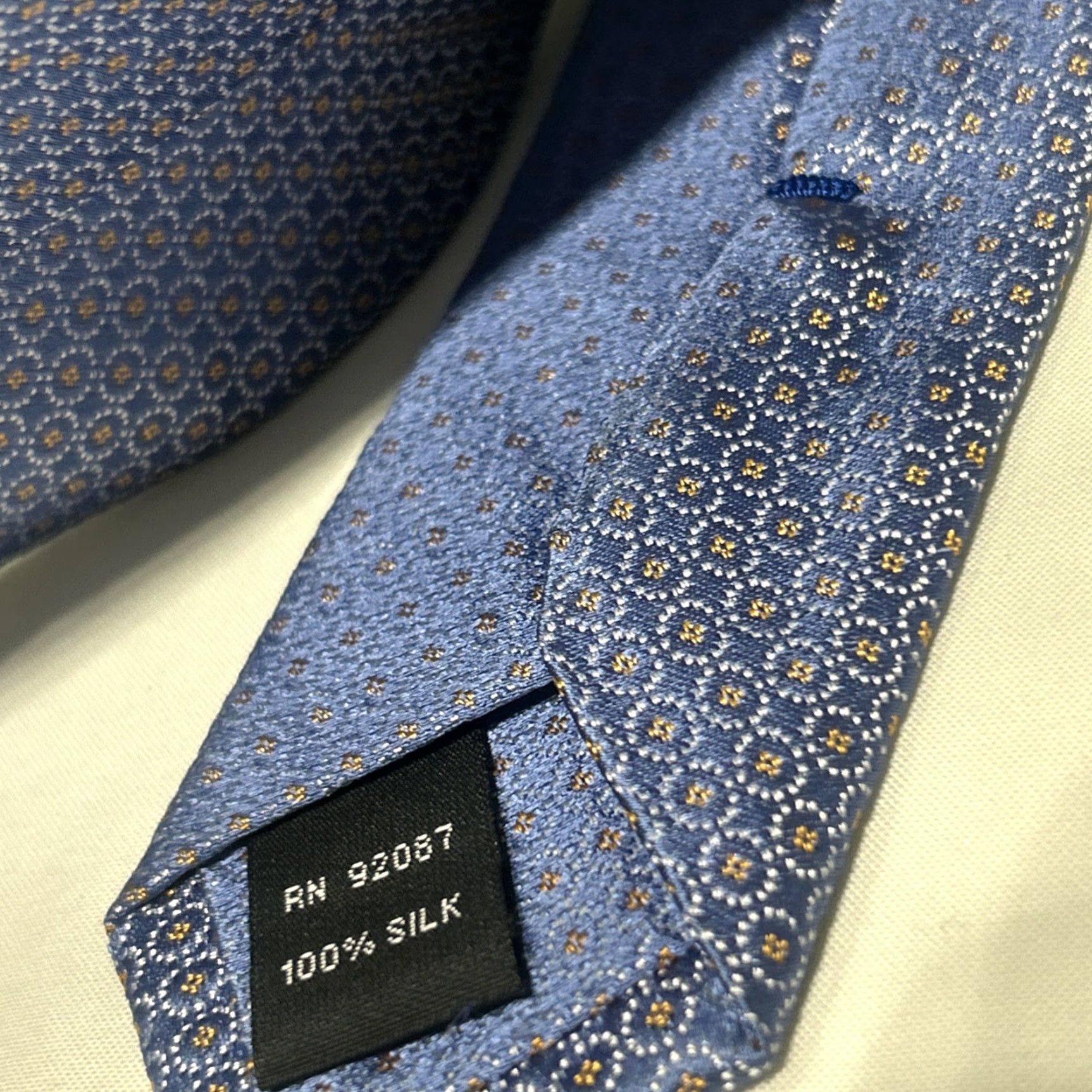 Saks Fifth Avenue Saks Fifth Avenue Silk Tie Mens Blue Neck Tie One Size MPN NA Colour Blue 100% Silk Tie Mens Blue Neon? Size ONE SIZE - 6 Thumbnail