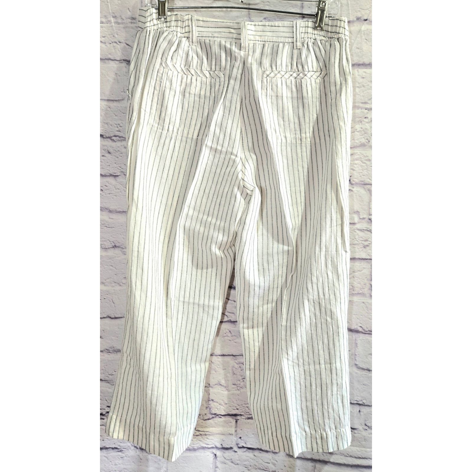 Other Chico's White Gray Striped Cropped Linen Pants 1/M/8-10 Soft Size 30" / US 8 / IT 44 - 2 Thumbnail