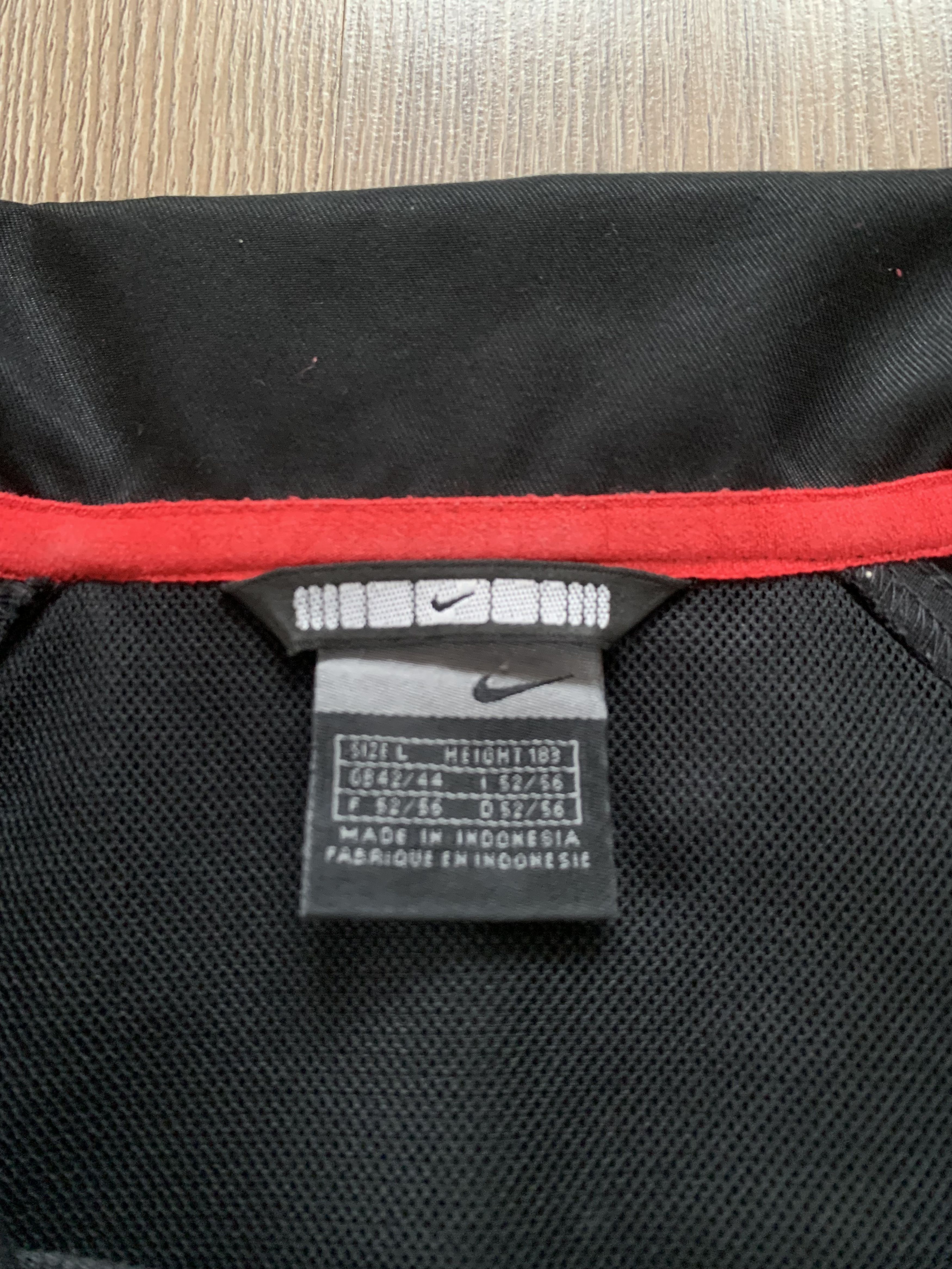 Nike Vintage Nike Black Light Jacket Size US L / EU 52-54 / 3 - 5 Thumbnail