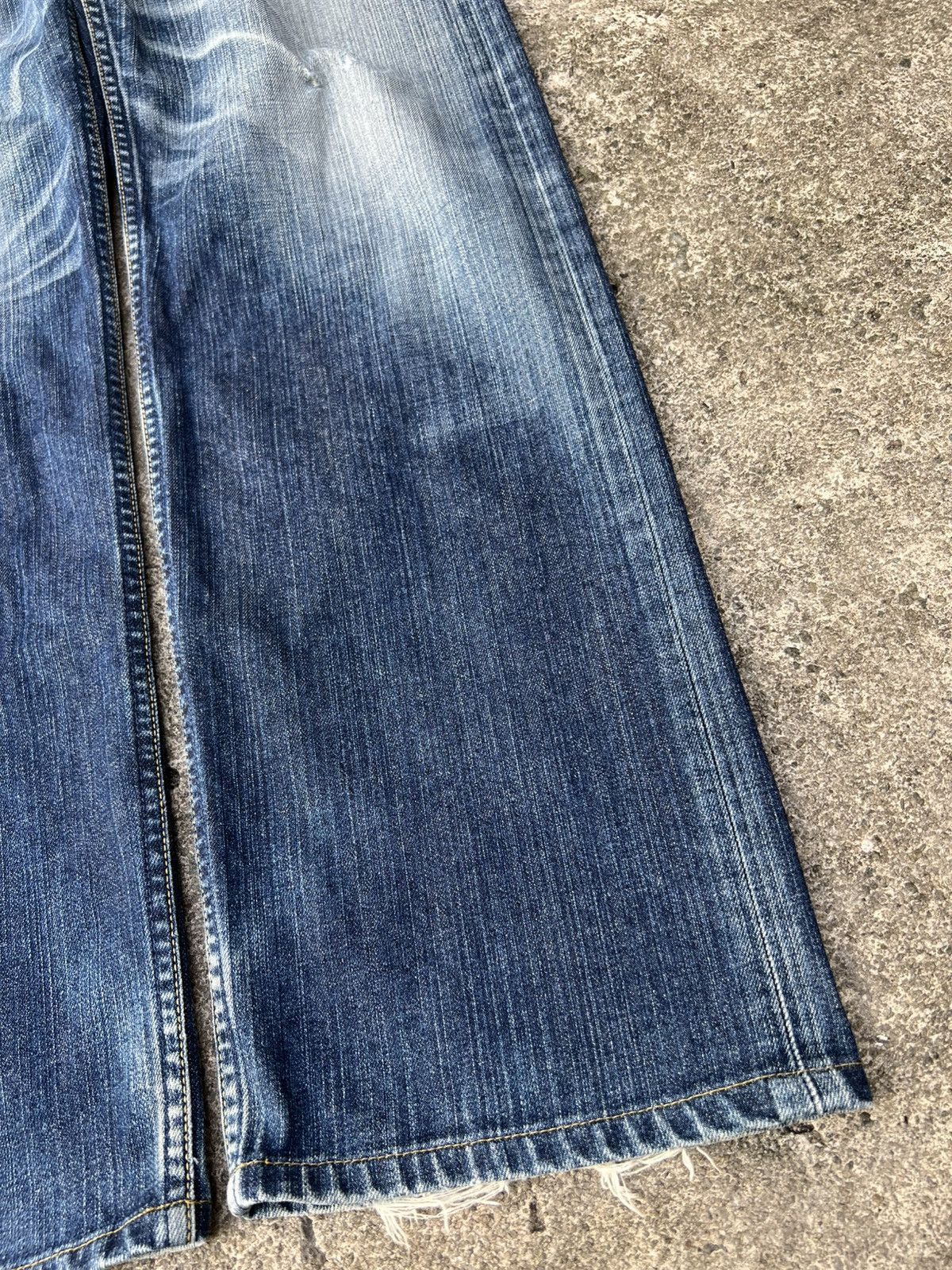 Levi's 💥Baggy💥Vintage Levi’s 503 Distressed Mud Wash Jean Size US 35 - 8 Thumbnail