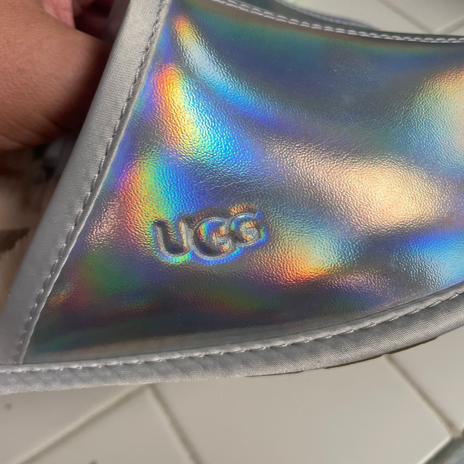 Ugg UGG Pearle Iridescent Hologram Slipper Scuff Size 5 NEW Size US 5 / IT 35 - 6 Thumbnail