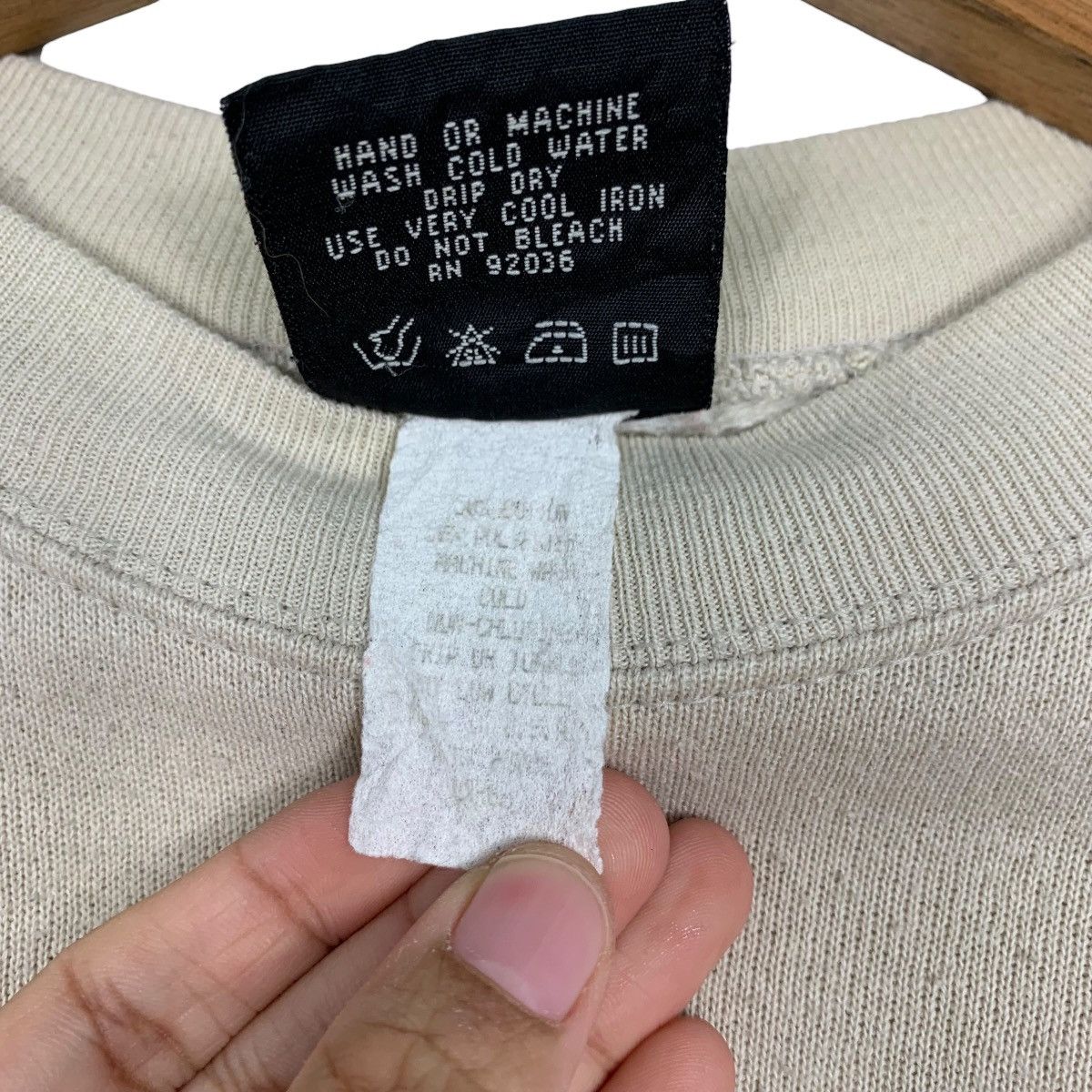 Vintage GORDON and SMITH Big Logo Surfing Sweatshirt #2224-C98 Size US M / EU 48-50 / 2 - 14 Thumbnail