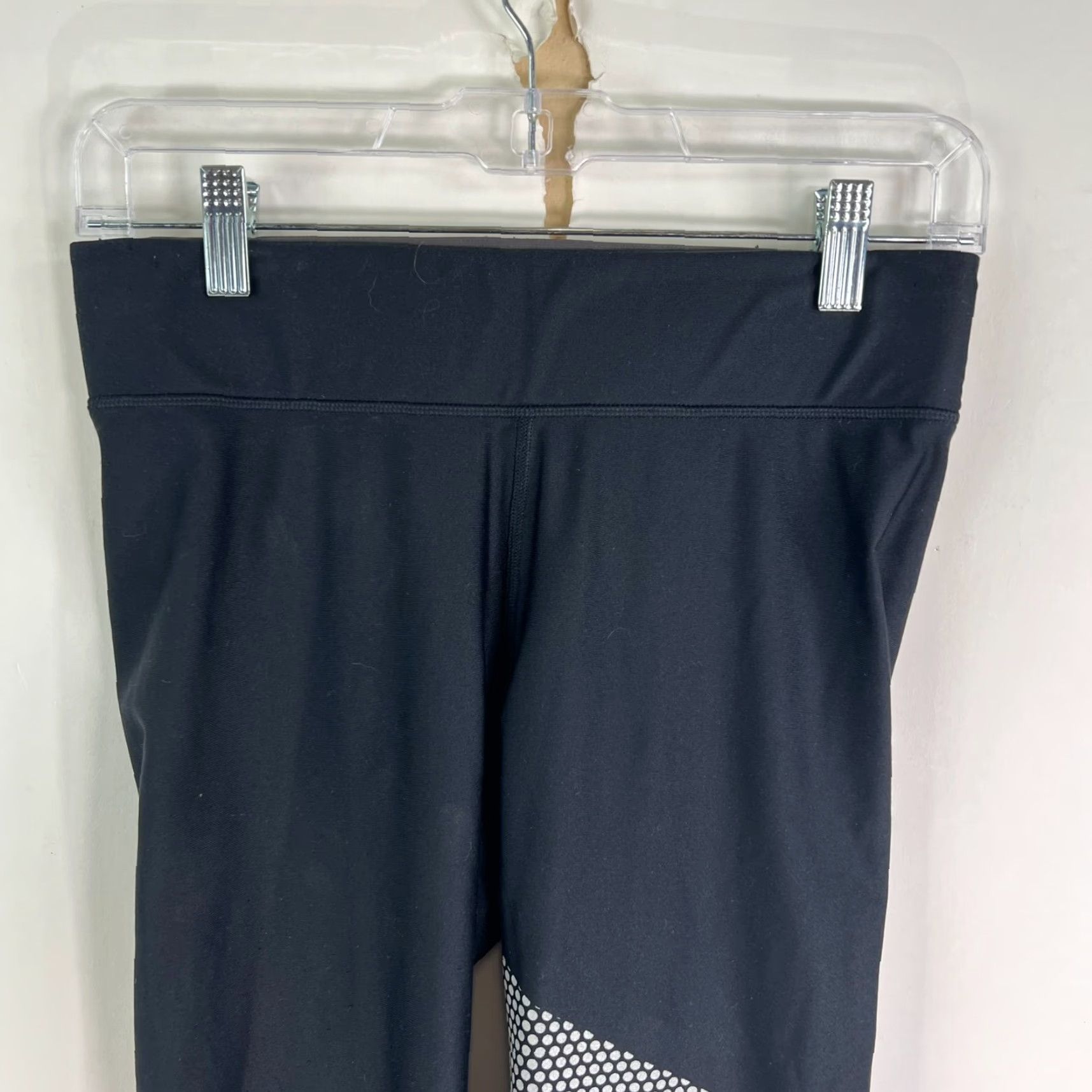 Under Armour UNDER ARMOUR Women's HeatGear Armour Graphic Ankle Crop Leggings M Black Size 32" / US 10 / IT 46 - 2 Thumbnail