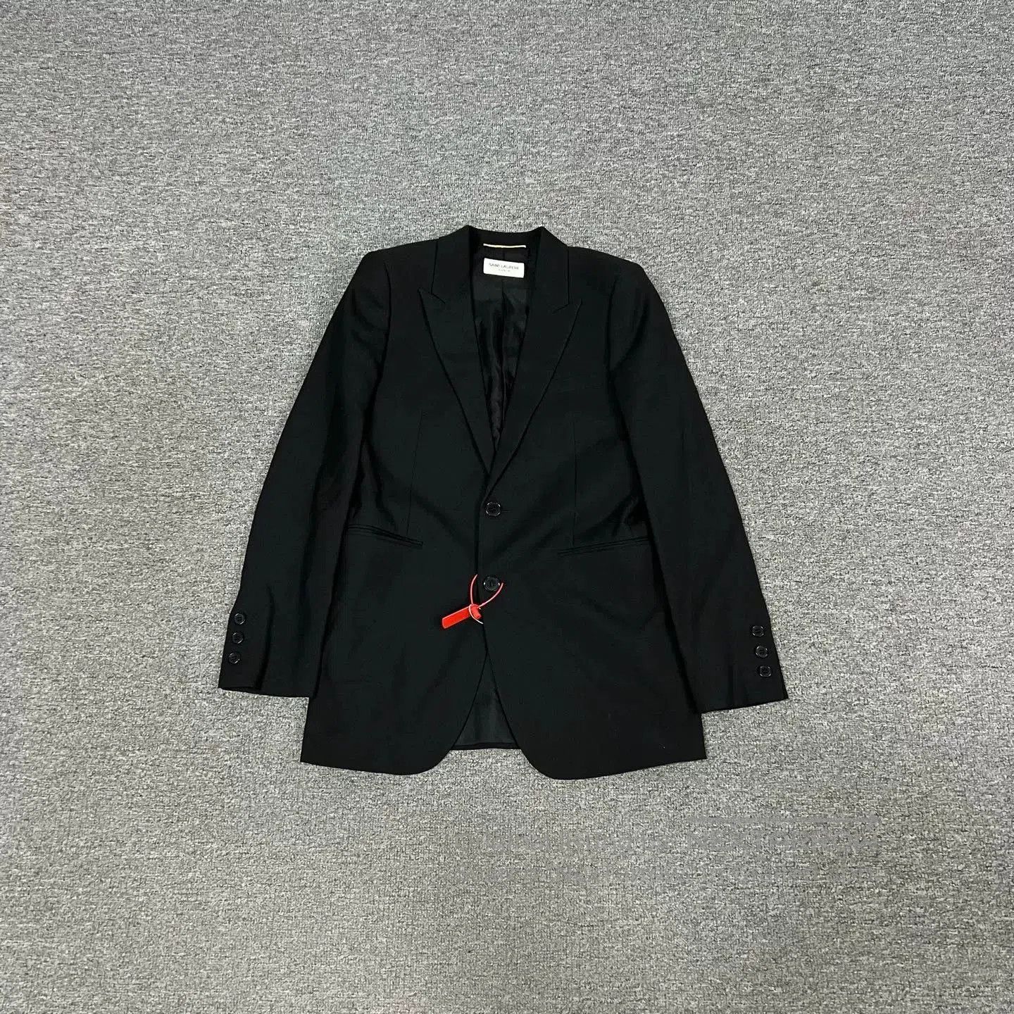 Saint Laurent Paris Saint Laurent Classic Smoking Blazer 36. Size XS / US 0-2 / IT 36-38 - 1 Thumbnail