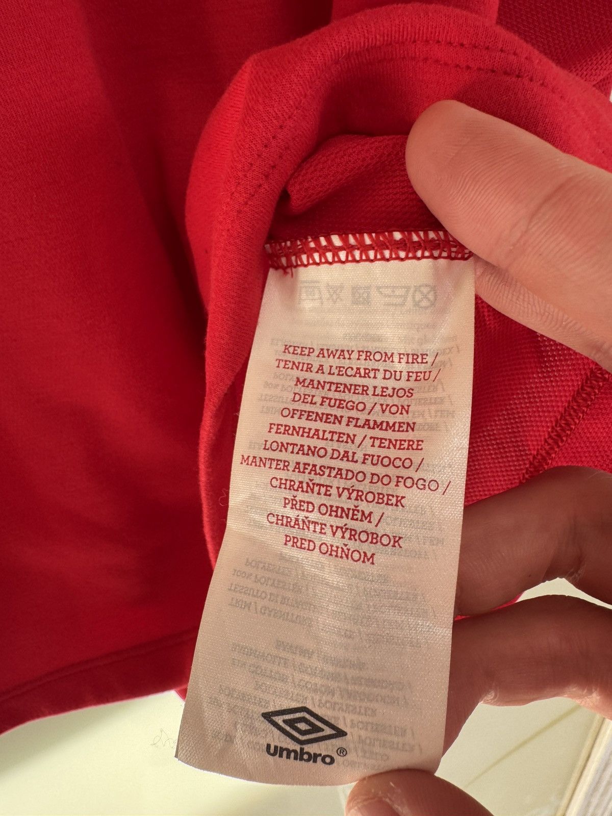Umbro Gerrard #4 England 2010-2011 Away Soccer Jersey Football Kit Size US XL / EU 56 / 4 - 13 Thumbnail
