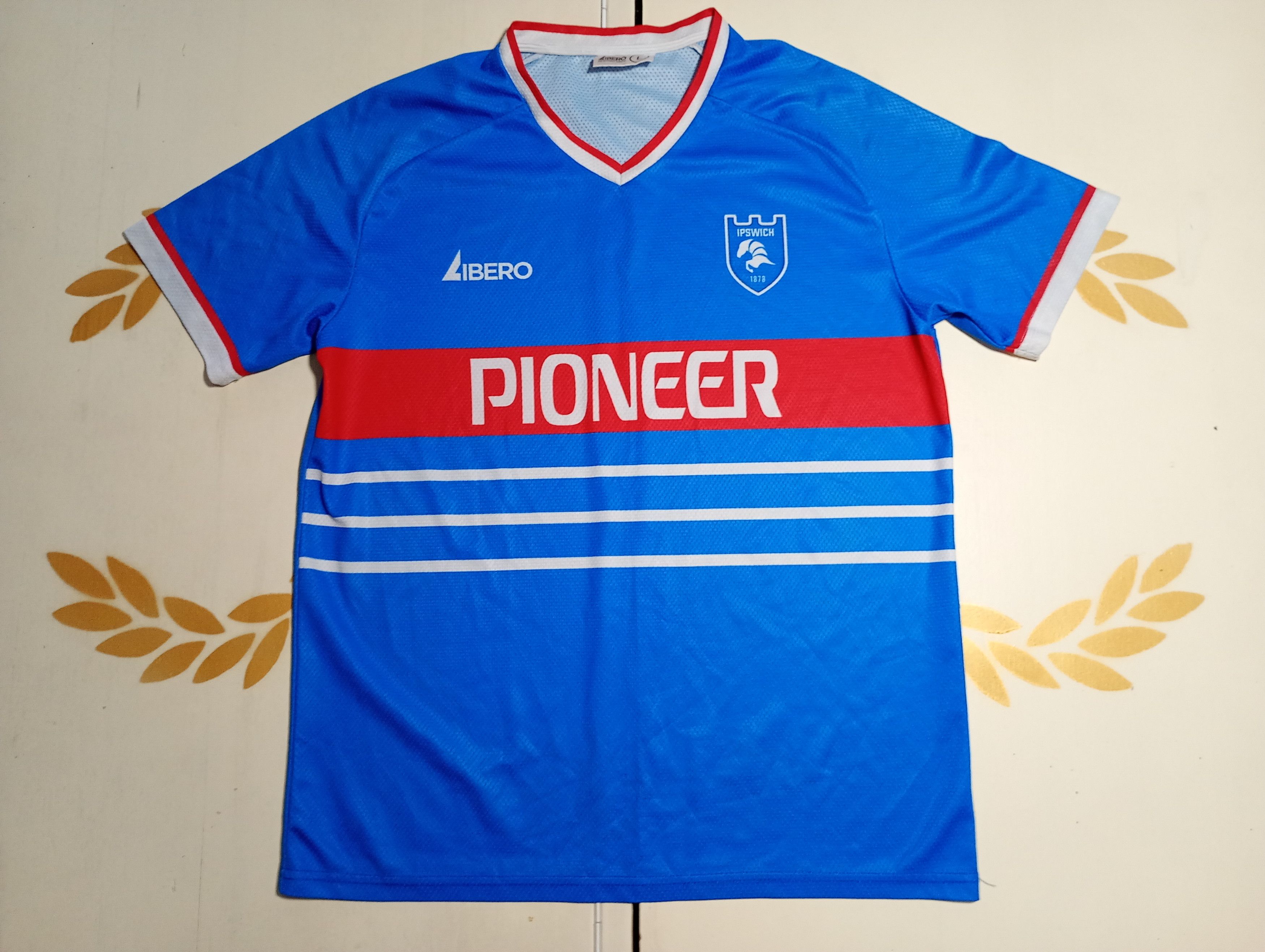 Libero Libero Ipswich Town Home Jersey 2025-2026 Size US L / EU 52-54 / 3 - 2 Thumbnail
