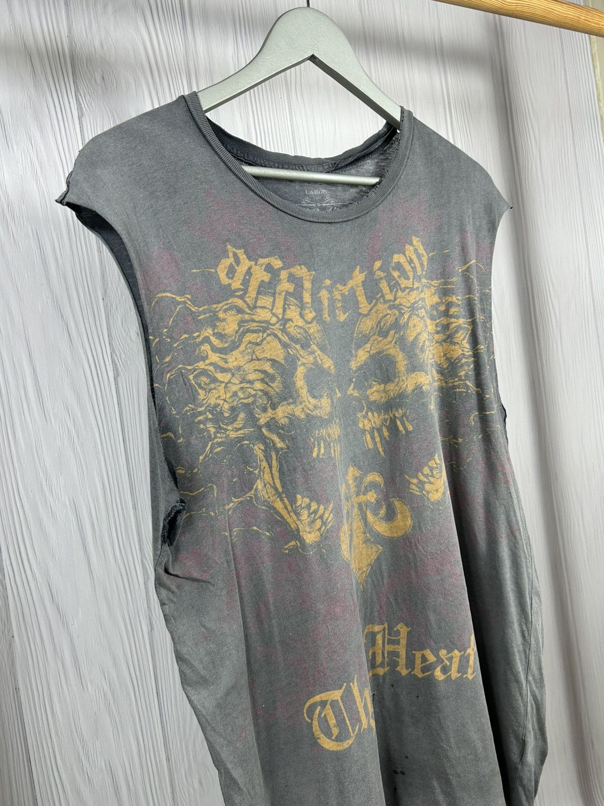 Affliction × Vintage Vintage Y2K Affliction Distressed Torn Sunfaded Tank Top L Size US L / EU 52-54 / 3 - 4 Thumbnail