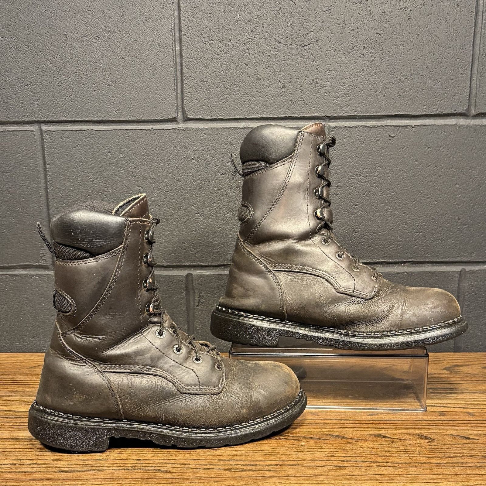 Red Wing Vintage Red Wing 1411 Brown Leather 8” EH Work Boots Size US 8 / EU 41 - 2 Thumbnail