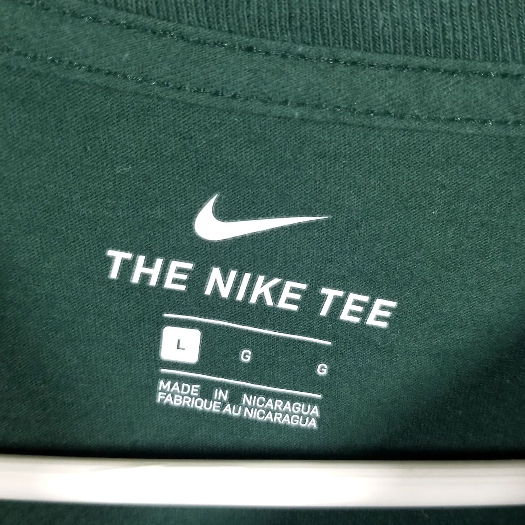 Nike Nike Shirt Mens L Green Swoosh Logo The Nike Tee Long Sleeve Cotton Size US L / EU 52-54 / 3 - 3 Thumbnail