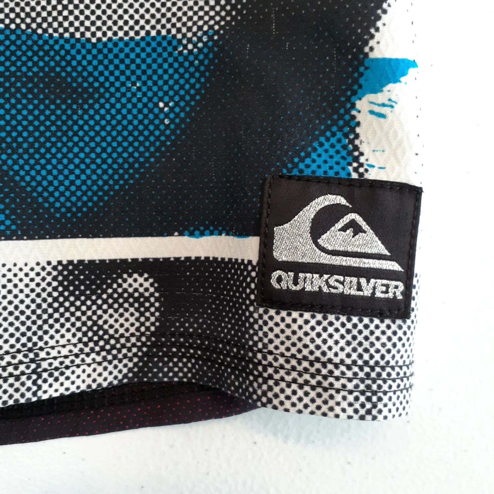 Quiksilver Quiksilver Boardshorts Multicolor Mens Size 28 Board Shorts Regular Men 28 Multicolor Mens Size US 28 / EU 44 - 7 Thumbnail