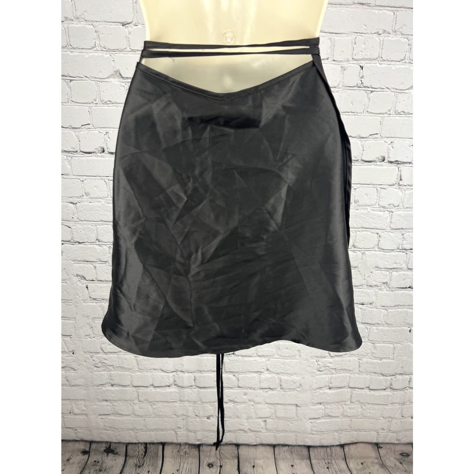 PRINCESS POLLY Princess Polly Skirt Mini Satiny Short Tie 6 Black NWD Skylar Wrap Satin 90s Gothic Women Ladies Size 28" / US 6 / IT 42 - 2 Thumbnail