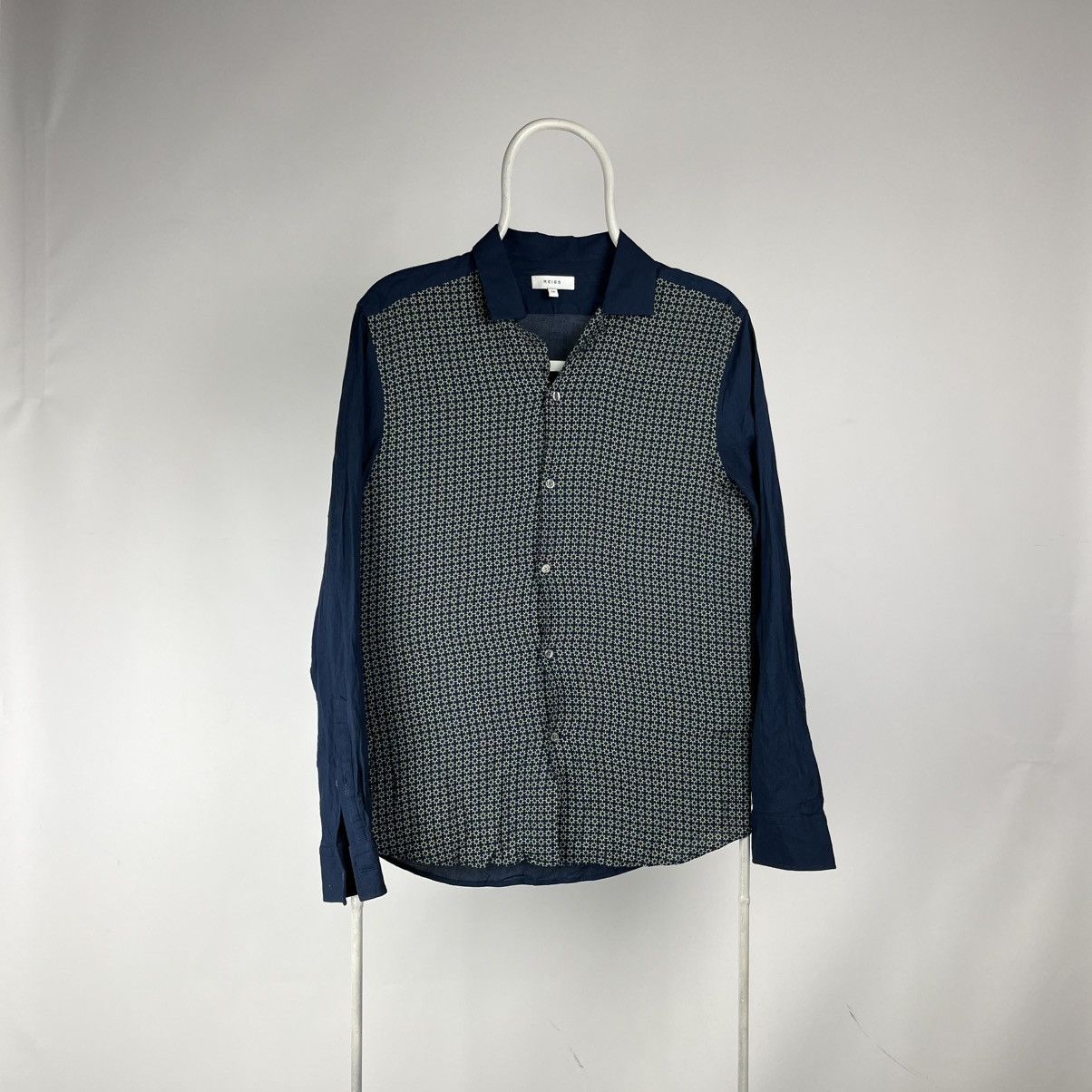 Reiss Reiss classic shirt monogram size Medium Size US M / EU 48-50 / 2 - 1 Thumbnail