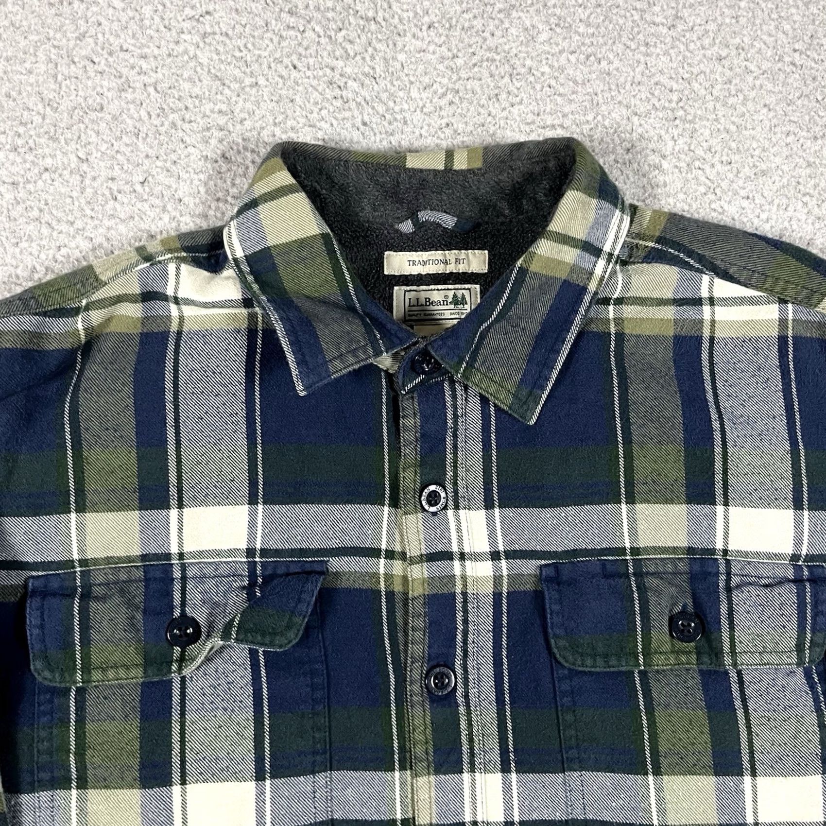 Vintage LL Bean Shirt Mens L Plaid Heavy Fleece Sherpa Lined Shacket Flannel Pockets Size US L / EU 52-54 / 3 - 6 Thumbnail