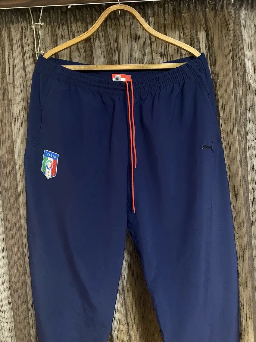 Puma × Vintage Vintage Puma Soccer Navy Pants Italy Baggy Track Bottoms Size US 36 / EU 52 - 3 Thumbnail