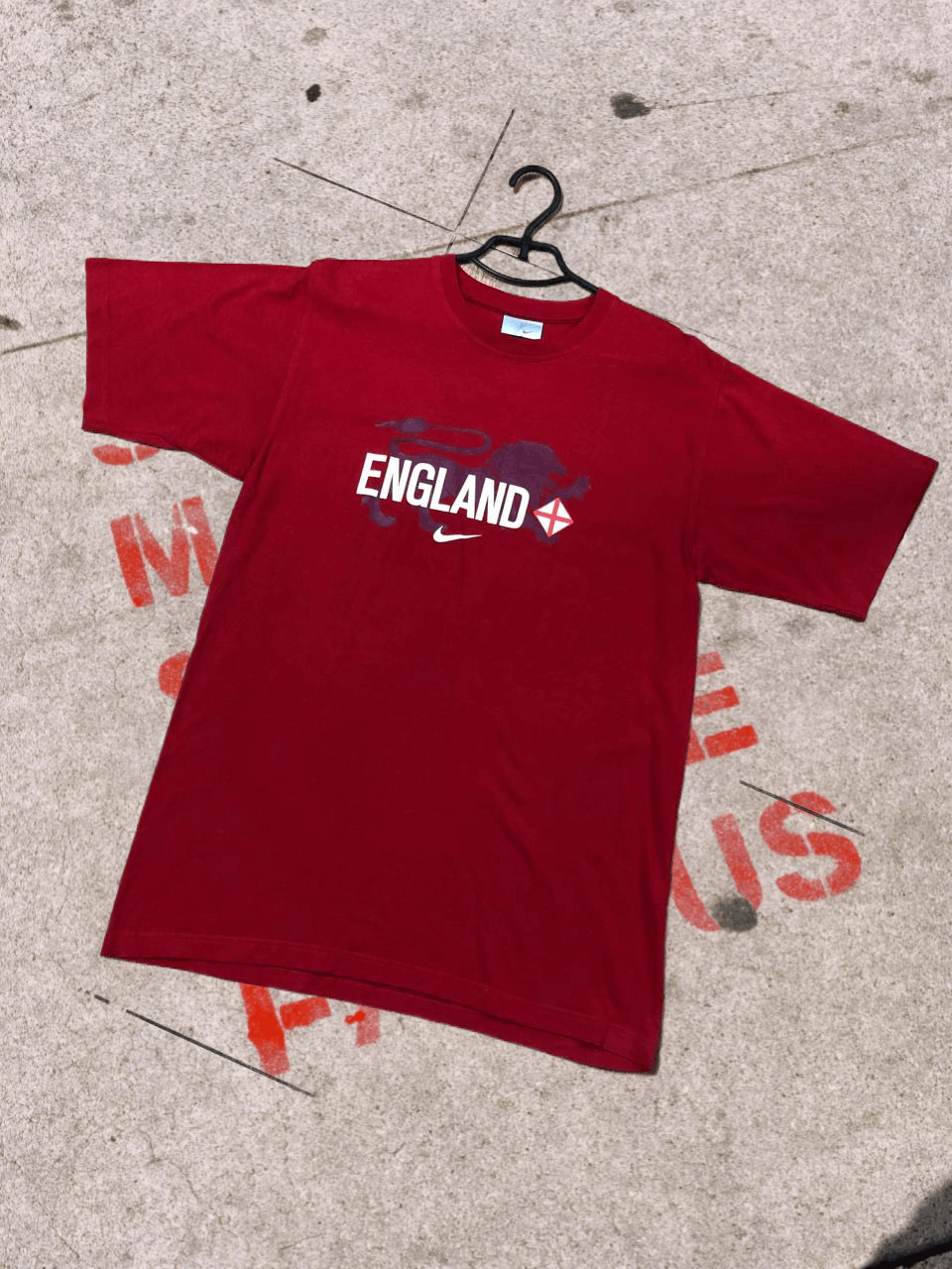 Nike Vintage Nike Big Logo CENTER ENGLAND T-shirt Size US M / EU 48-50 / 2 - 1 Thumbnail
