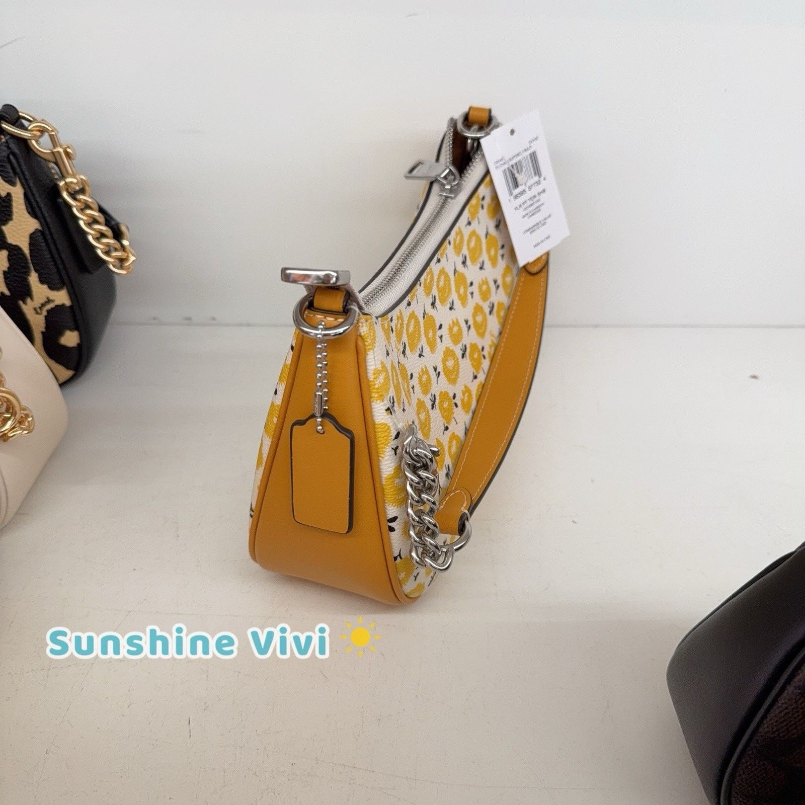 Coach NWT COACH Teri Shoulder Bag Floral CBI49 Crossbody Bag Size ONE SIZE - 4 Thumbnail