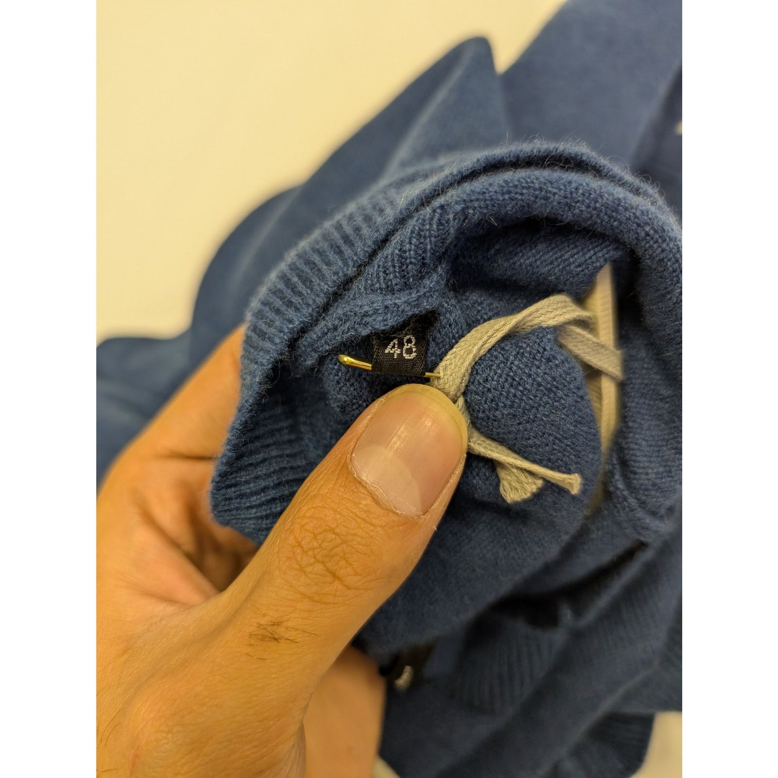 Tom Ford o1rshd1 V-Neck Turtle Neck Sweatshirt in Blue Size US M / EU 48-50 / 2 - 17 Thumbnail