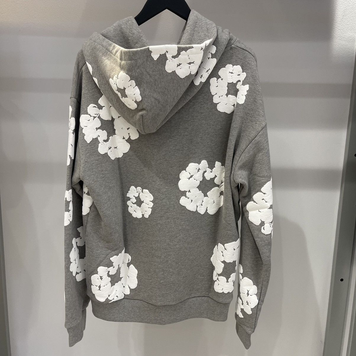 DENIM TEARS Denim Tears The Cotton Wreath Sweatshirt Grey Size US M / EU 48-50 / 2 - 4 Thumbnail