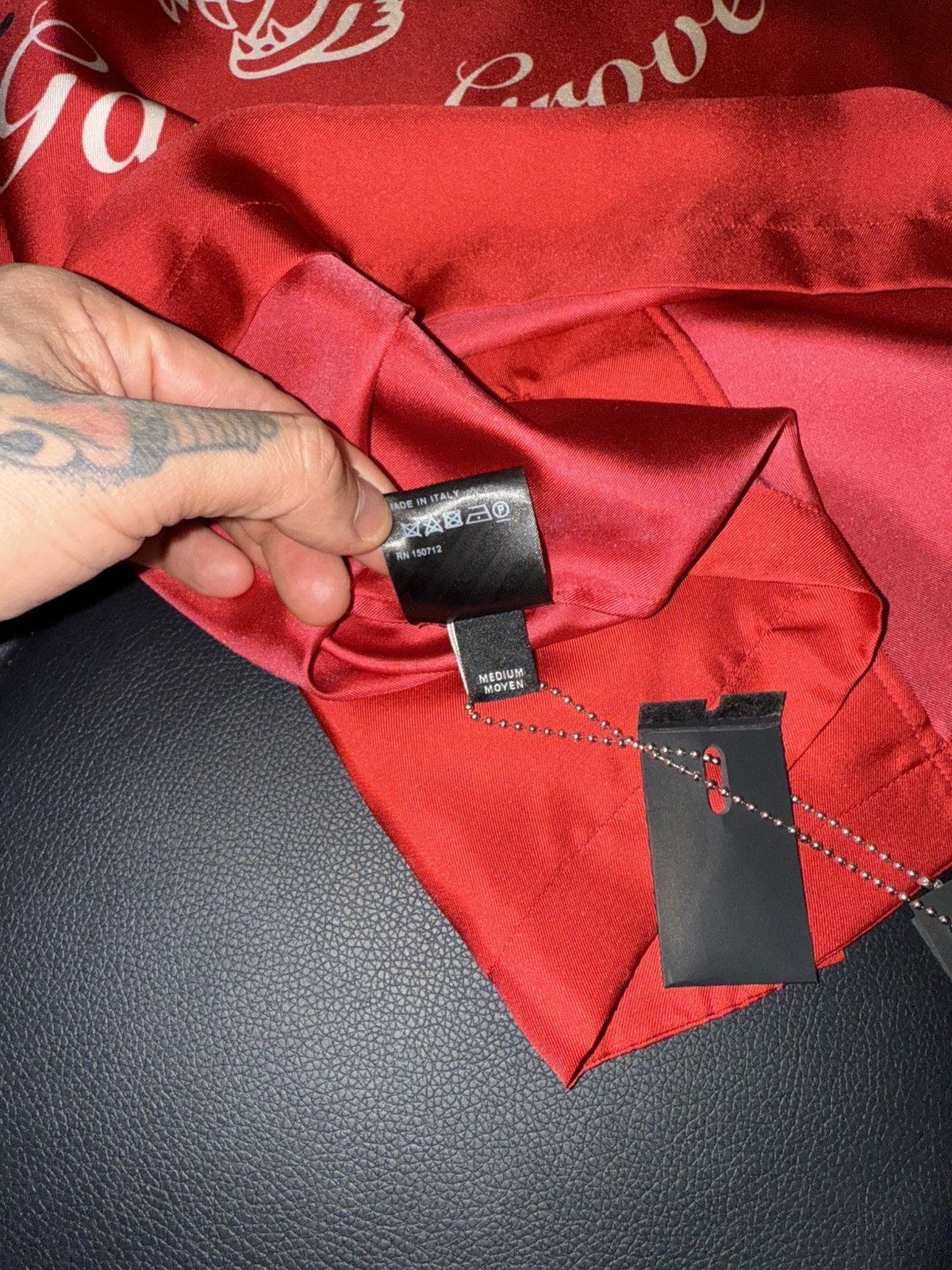 Amiri Amiri red silk logo shirt Size US M / EU 48-50 / 2 - 5 Thumbnail