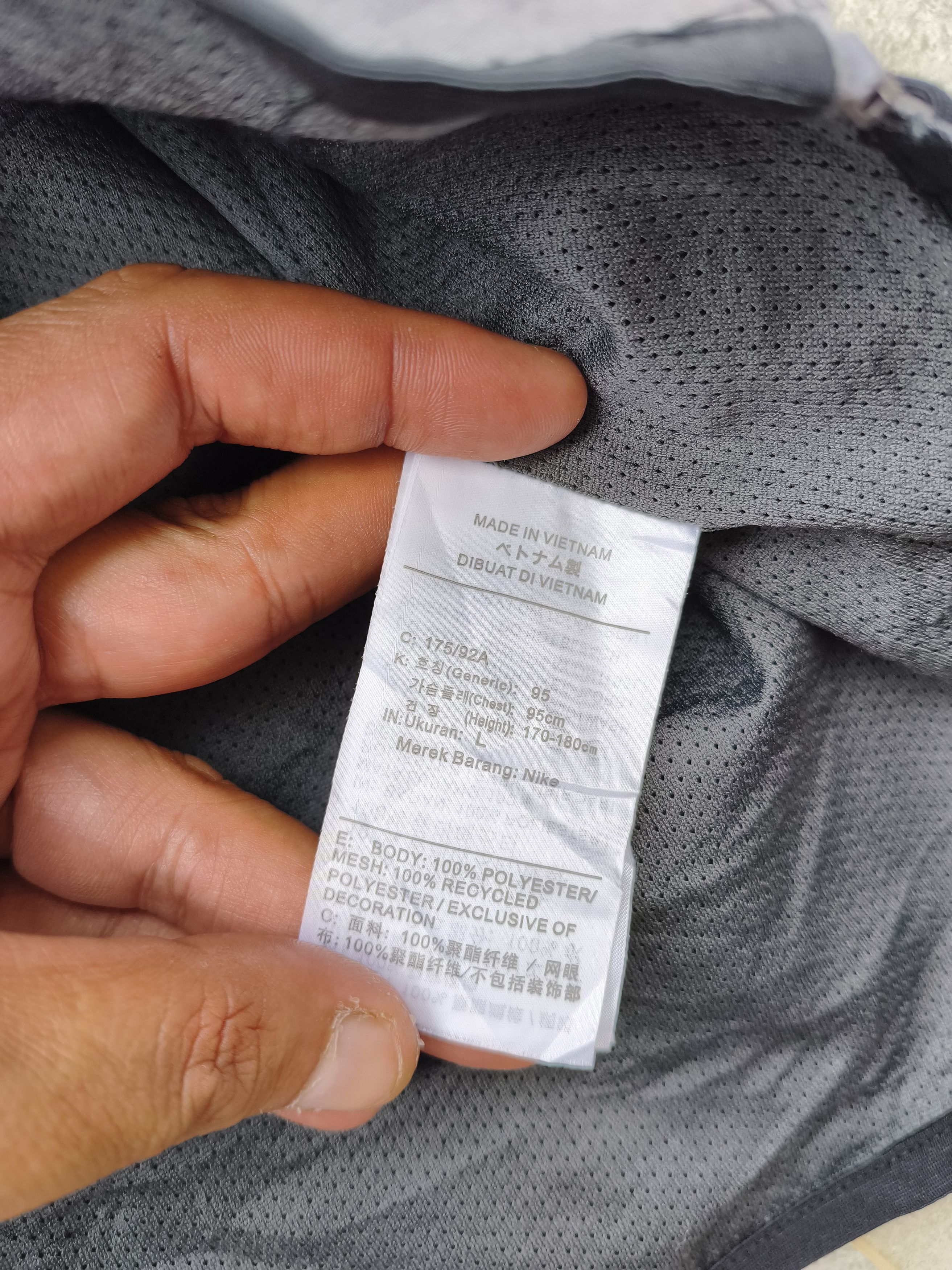 Nike Nike Tech Utility Multi Pocket Technical Vest Size US L / EU 52-54 / 3 - 9 Thumbnail