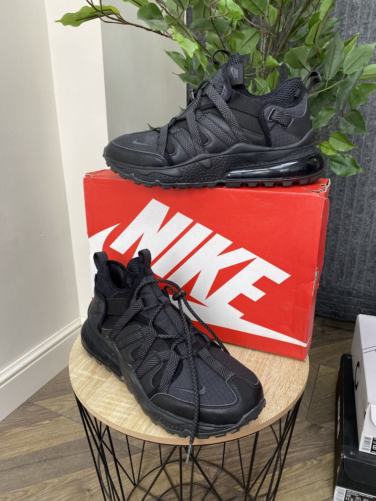 Nike Nike Air Max 270 Bowfin AJ7200-005 Size US 10 / EU 43 - 2 Thumbnail