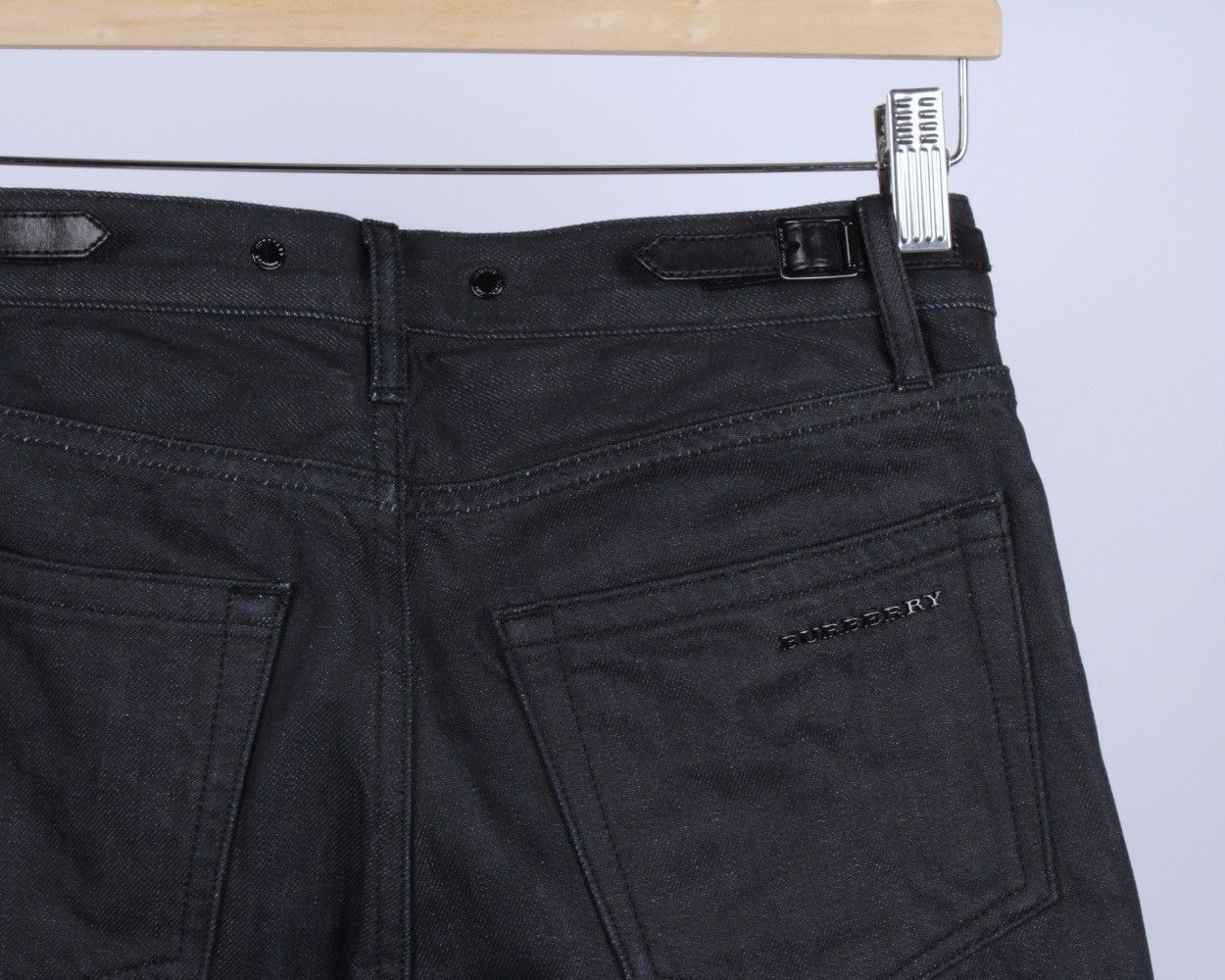 Burberry × Designer BURBERRY London Steadman Dark Blue Jeans Leather Metal Logo Size US 28 / EU 44 - 5 Thumbnail