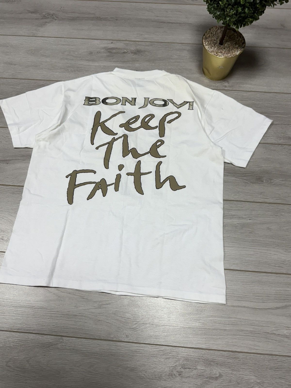 Bon Jovi Bon Jovi 1992 Keep the Faith vintage t shirt Acme Australia Size US L / EU 52-54 / 3 - 11 Thumbnail