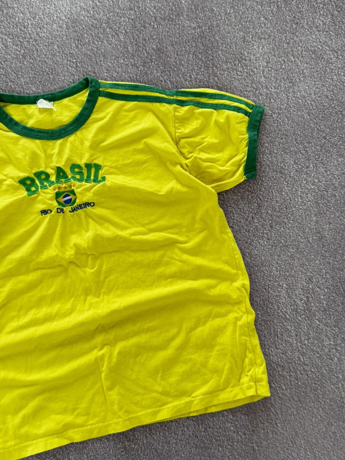 Vintage Vintage Brasil Yellow Mens T Shirt Size US XL / EU 56 / 4 - 5 Thumbnail