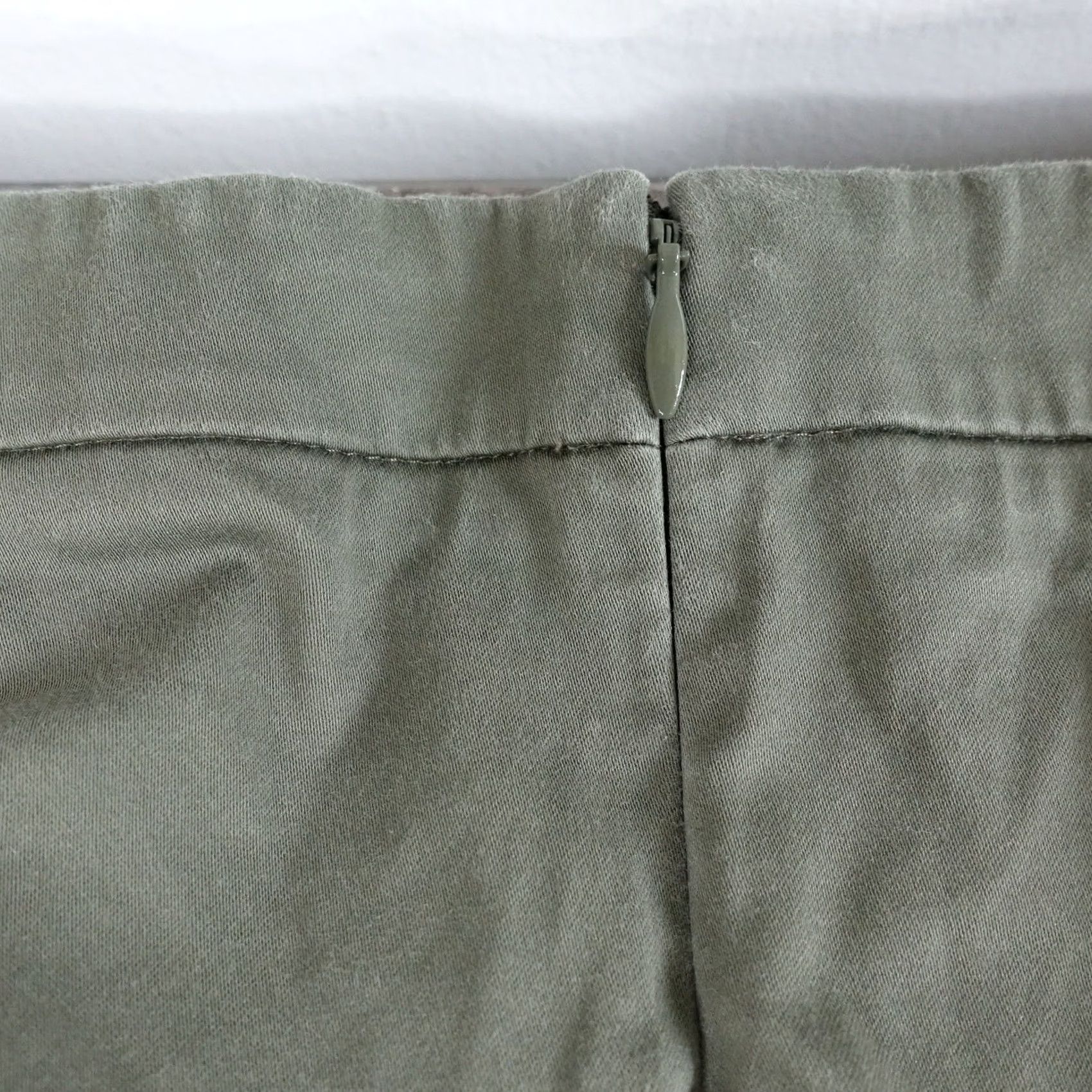 Banana Republic BANANA REPUBLIC Skirt Green Cotton Blend Asymmetrical Womens Size 6 Size 28" / US 6 / IT 42 - 5 Thumbnail