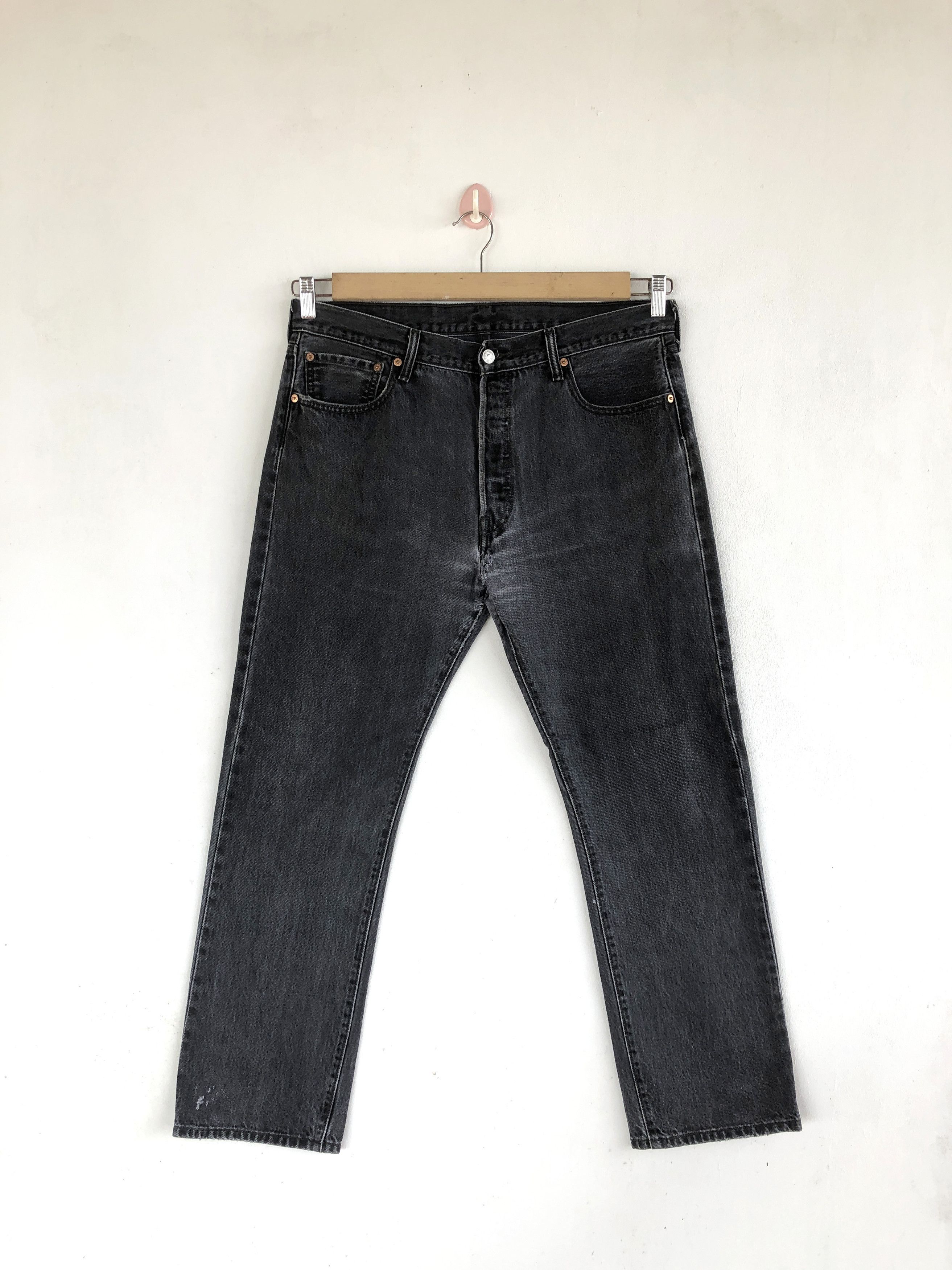 Levi's Vintage Levis 501 Jeans Super Black Levi's Stonewash Denim Size US 34 / EU 50 - 1 Thumbnail
