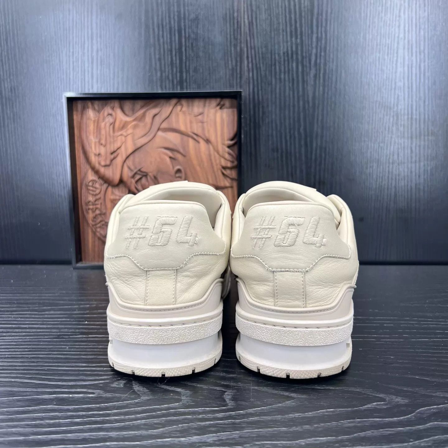 Louis Vuitton LV Trainer Off-White Distressed 7.5 (41.5) Size US 8.5 / EU 41-42 - 5 Thumbnail