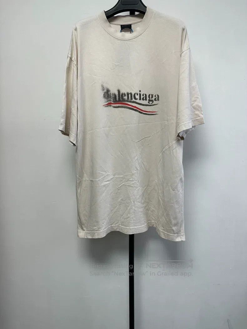Balenciaga Balenciaga Letter Printed Short Sleeve Crewneck T-Shirt Size US S / EU 44-46 / 1 - 1 Thumbnail