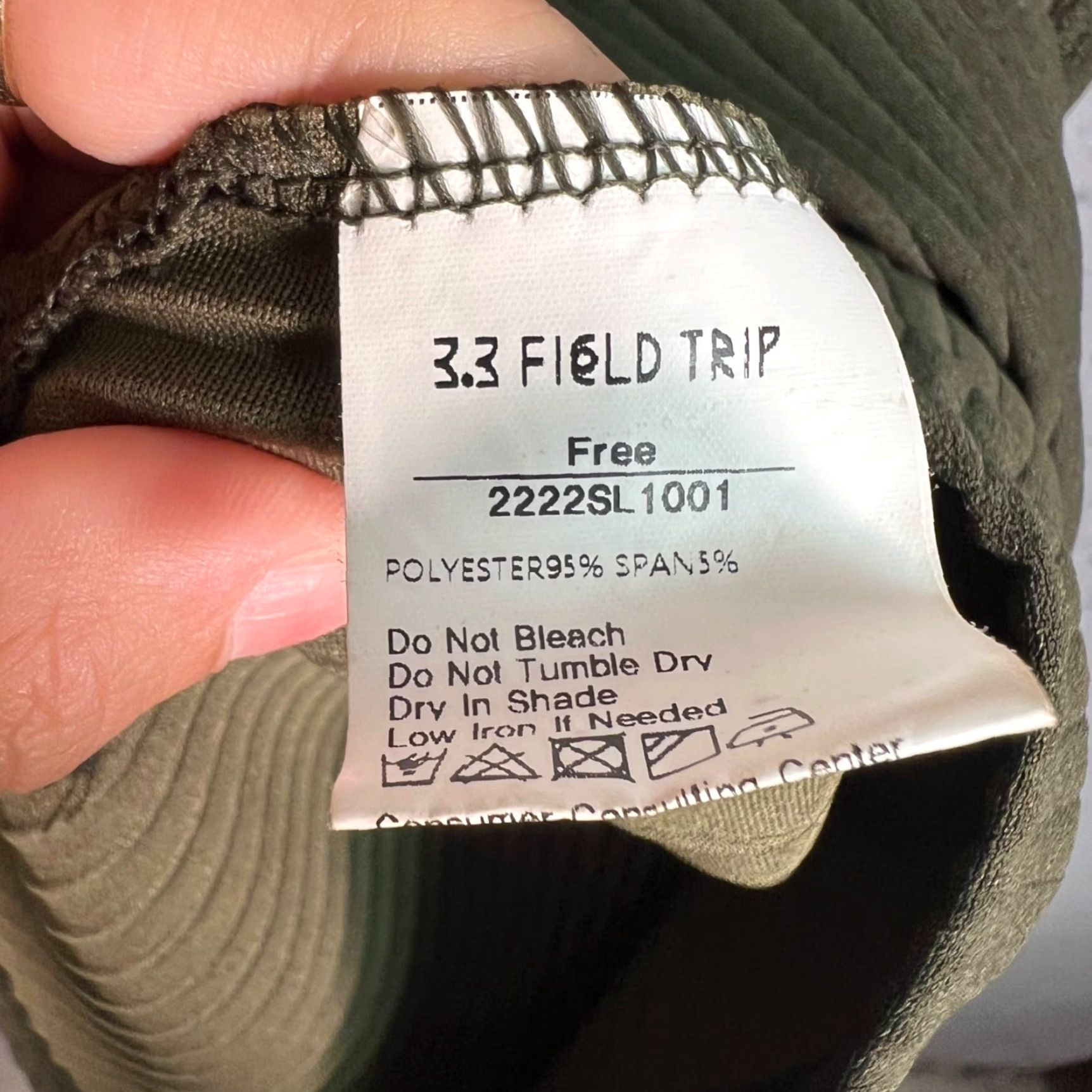 Olive VINTAGE 3.3 Field Trip Olive Green Ribbed Sleeveless Top One Size Polyester Spandex Women Adult Womens Sleeveless Round Neck Pullover Shirt 90s Event Size ONE SIZE - 4 Thumbnail