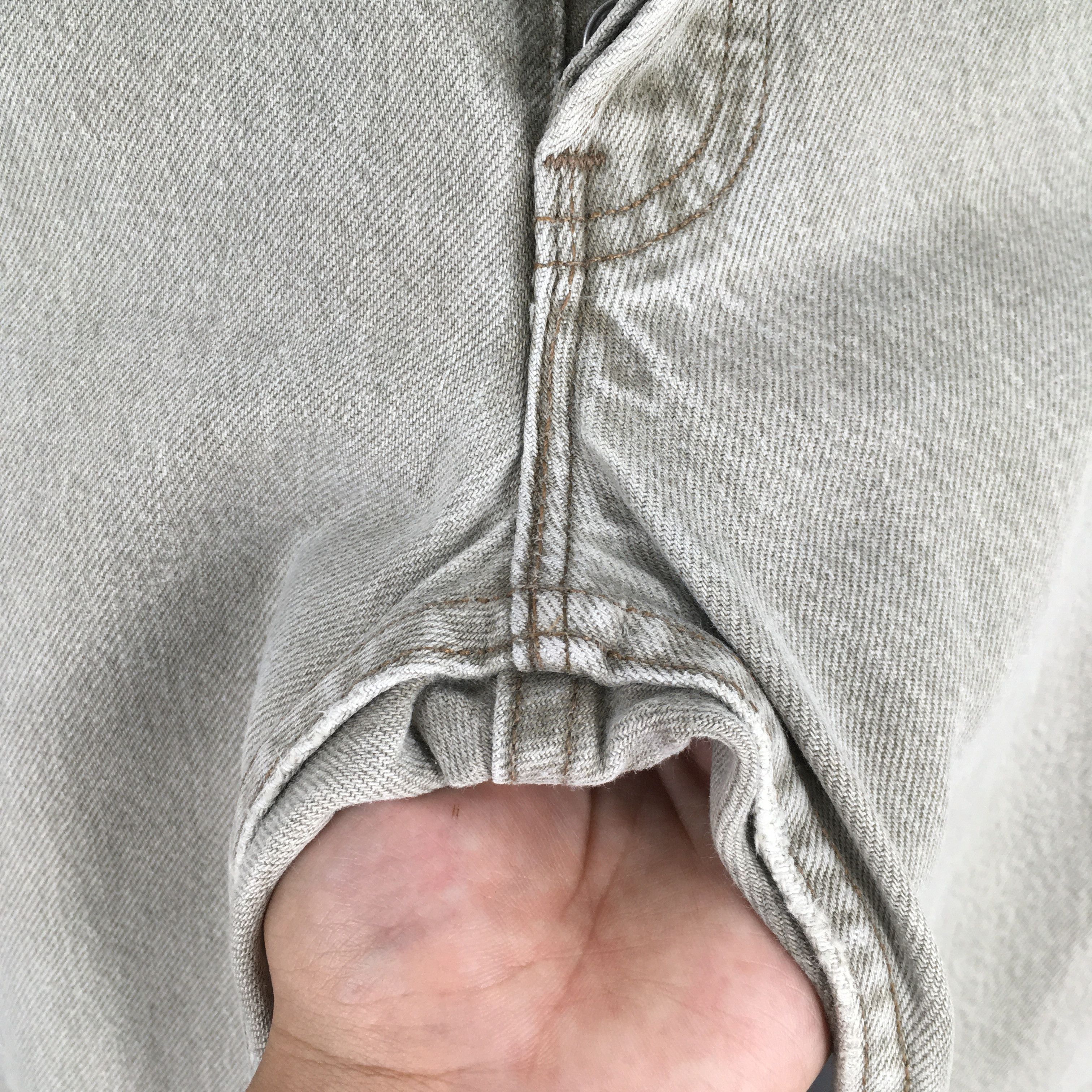 Levi's Size 28x28.5 Vintage 90s Levi's 501 Faded Gray Jeans S724 Size US 28 / EU 44 - 7 Thumbnail