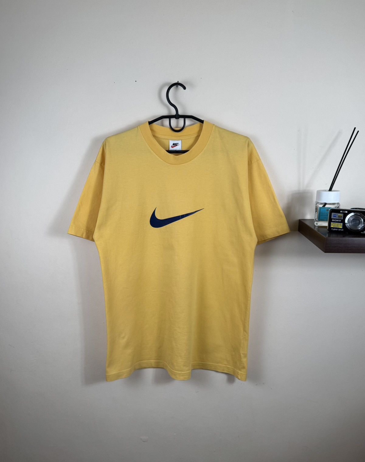 Nike Vintage Nike T shirt Centre Logo Peach Streetwear M Size US M / EU 48-50 / 2 - 1 Thumbnail