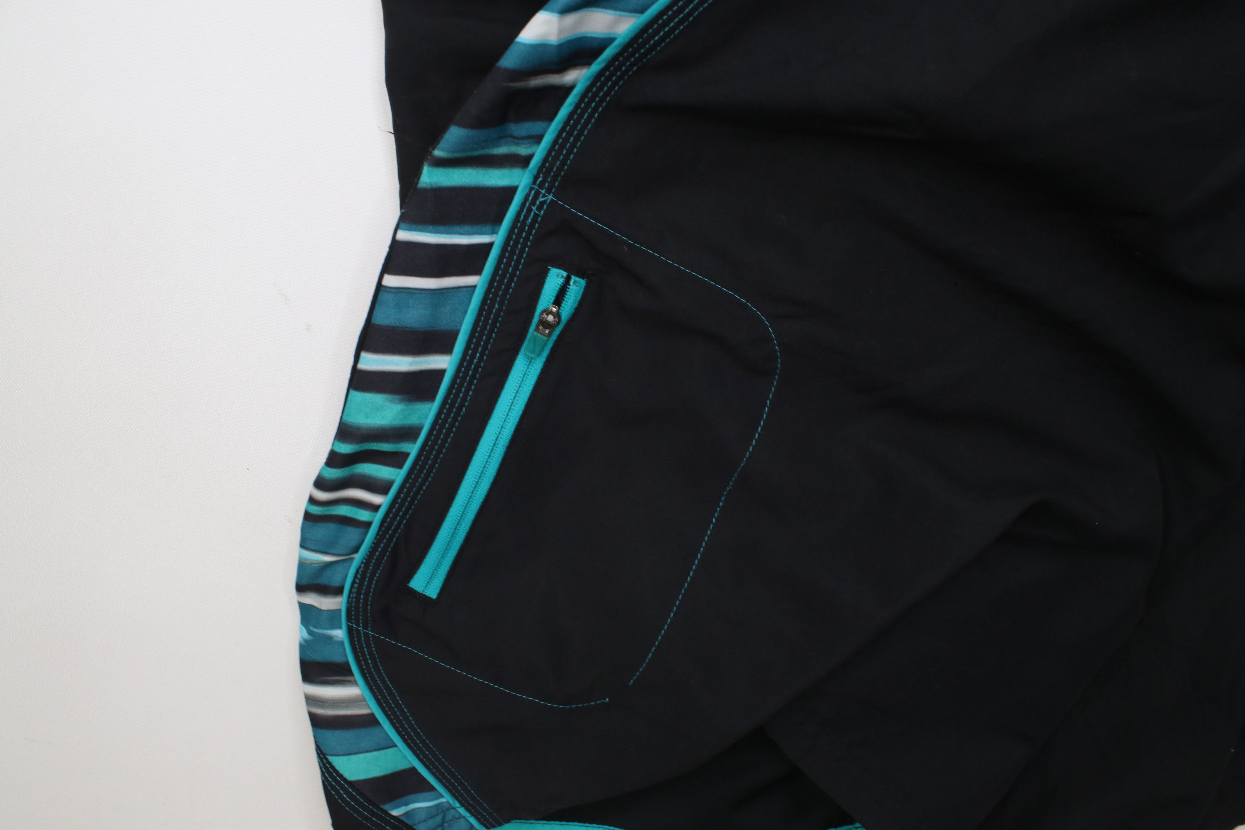 Nike Vintage Y2K Nike Scott Mini Swoosh Lined Shorts Swim Trunks Size US 34 / EU 50 - 13 Thumbnail