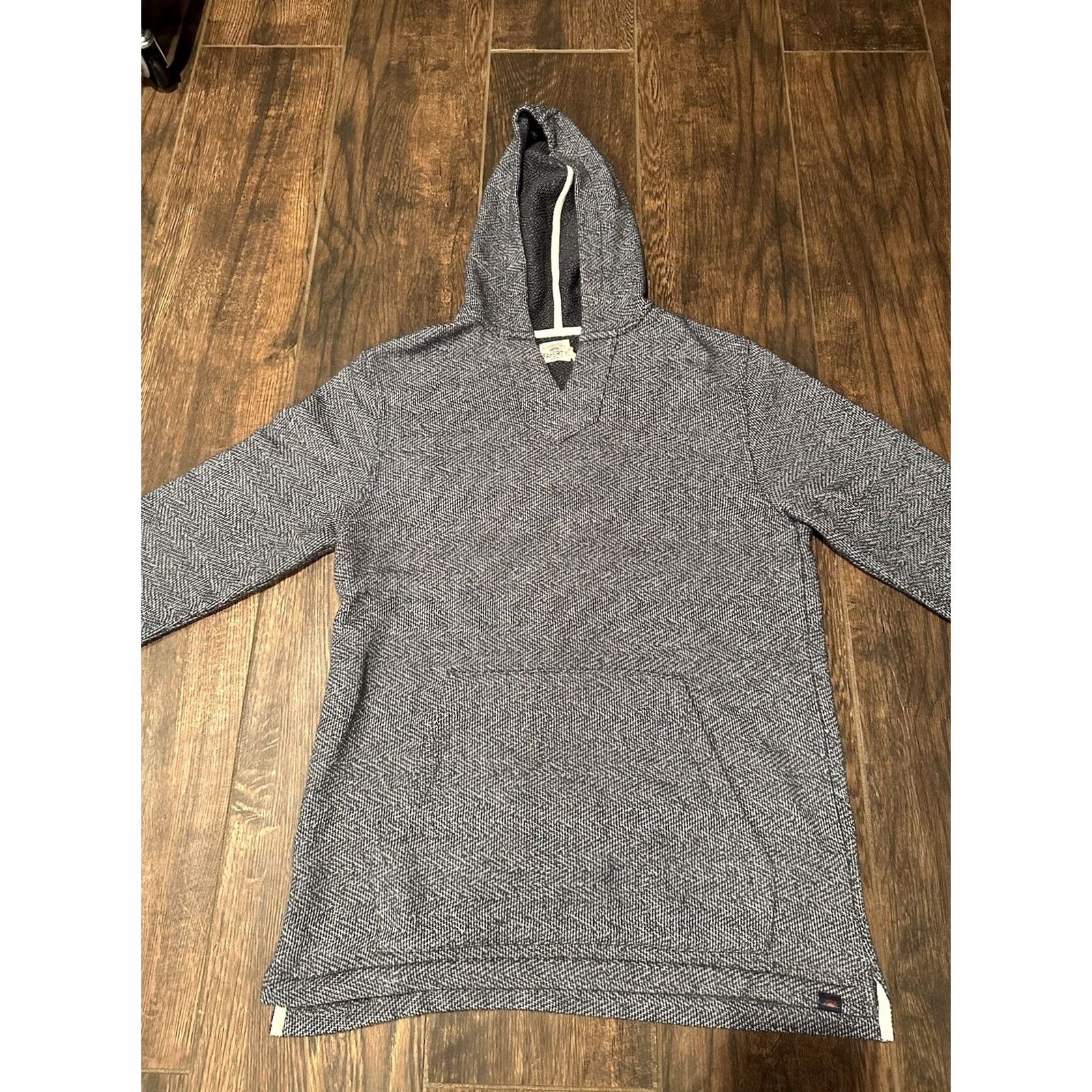 Faherty VINTAGE? FAHERTY Granite Gray Baja Beach Poncho mens hoodie Size M Size US M / EU 48-50 / 2 - 4 Thumbnail