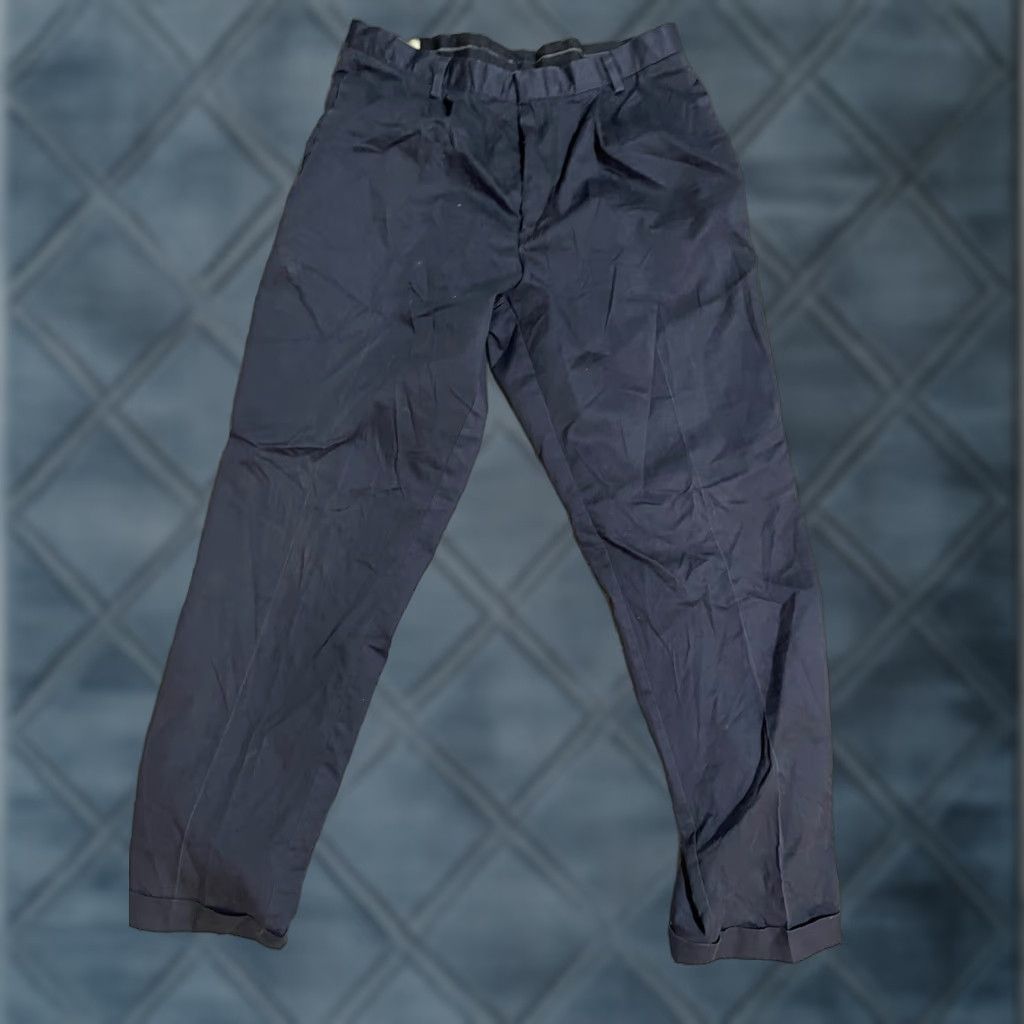 Dockers VINTAGE Dockers Classic Fit Pleated Chino Pants Men 36x34 Navy Blue Size US 36 / EU 52 - 1 Thumbnail