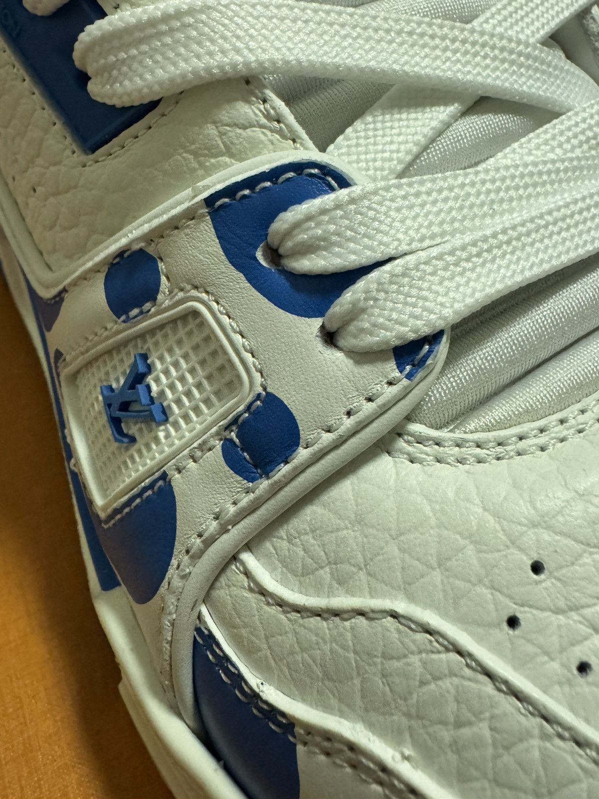 Louis Vuitton LV x YK LV Trainers Size US 8.5 / EU 41-42 - 10 Thumbnail