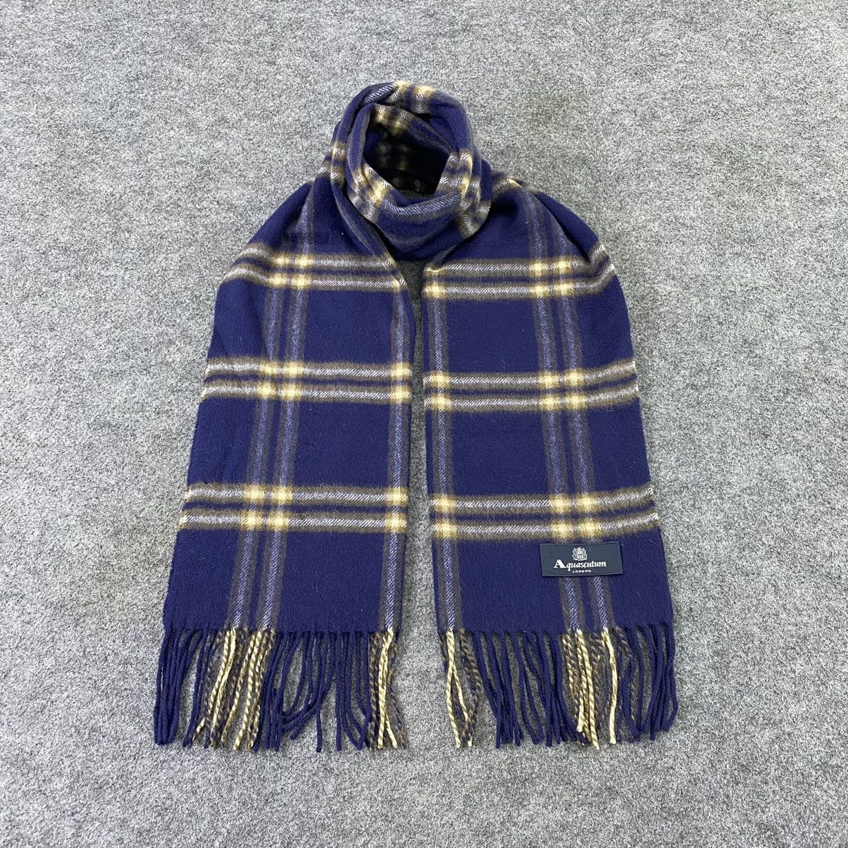 Aquascutum Aquasqutum Scarf / Muffler / Neckwear - T1319 Size ONE SIZE - 1 Thumbnail