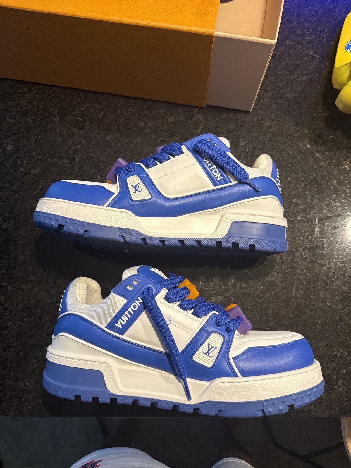 Louis Vuitton Louis Vuitton Trainers Size US 11 / EU 44 - 2 Thumbnail