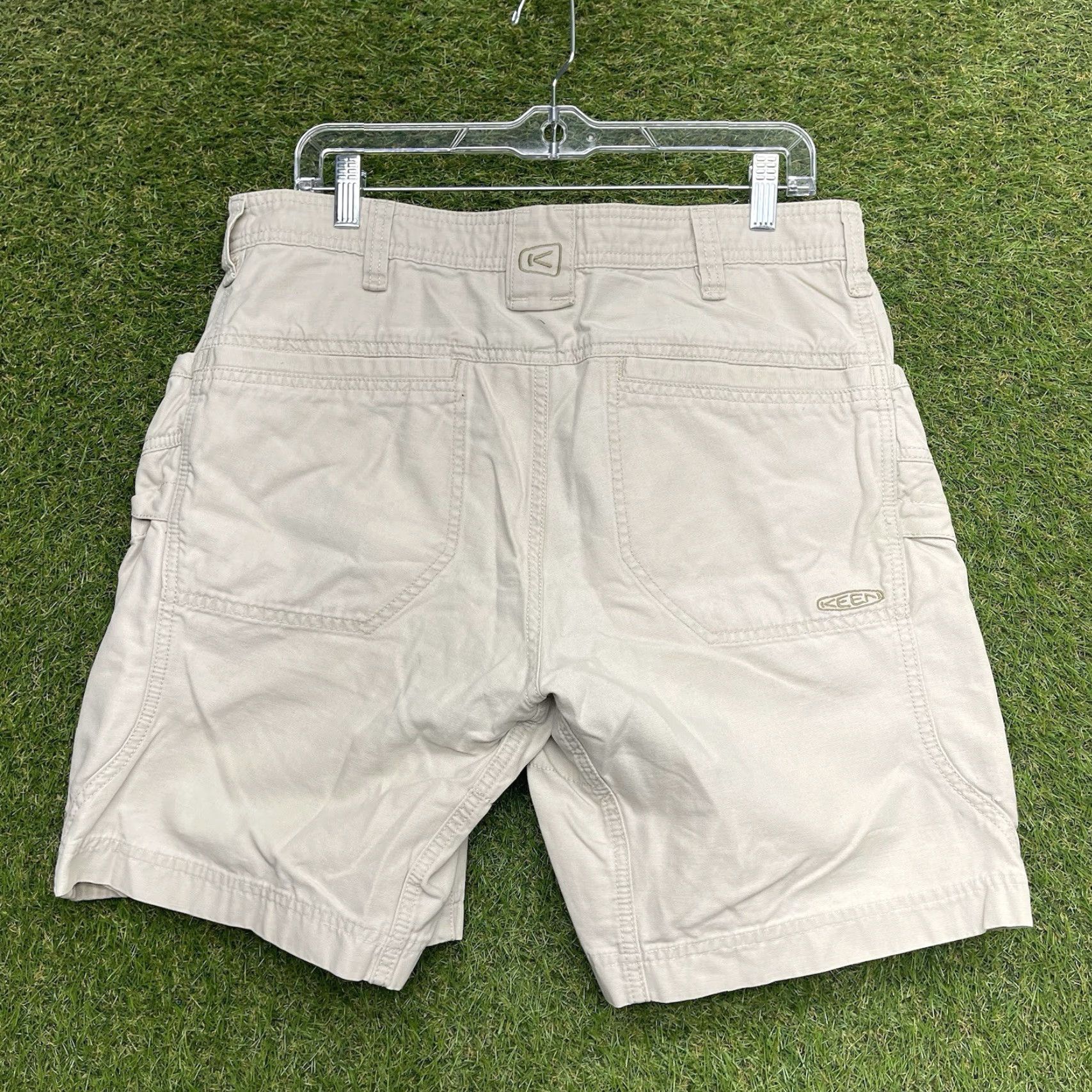 KEEN KEEN Cargo Shorts Mens 32 Outdoor Hiking Cotton Nylon Blend Cargo Outdoor Travel Set Beige 32x9 Pocket Pockets Summer Spring Mens Size US 32 / EU 48 - 7 Thumbnail