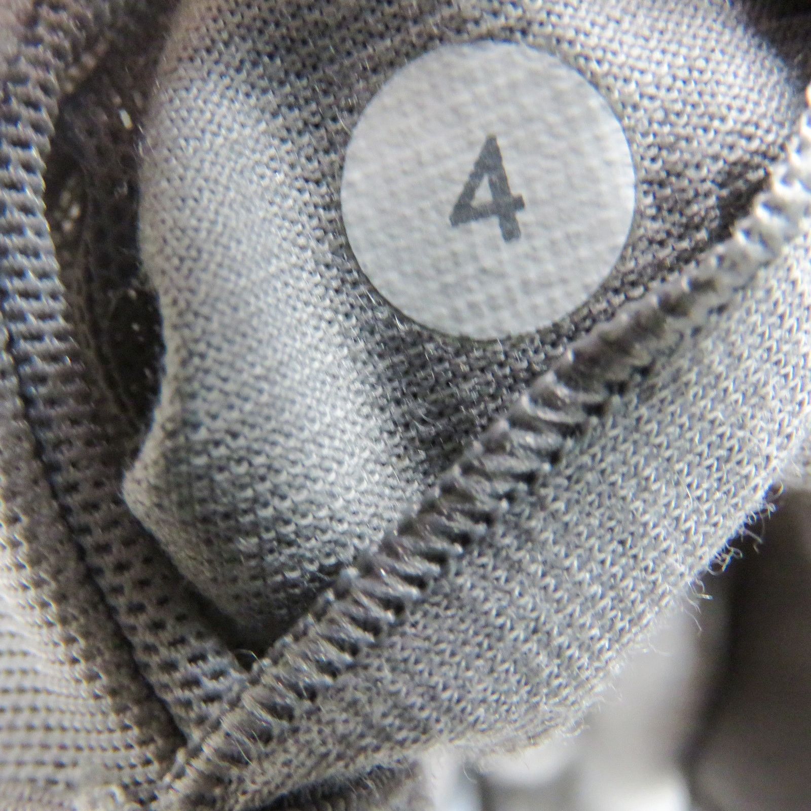 Lululemon Lululemon Gray Speckled Power Y Tank Size 4 Size S / US 4 / IT 40 - 5 Thumbnail
