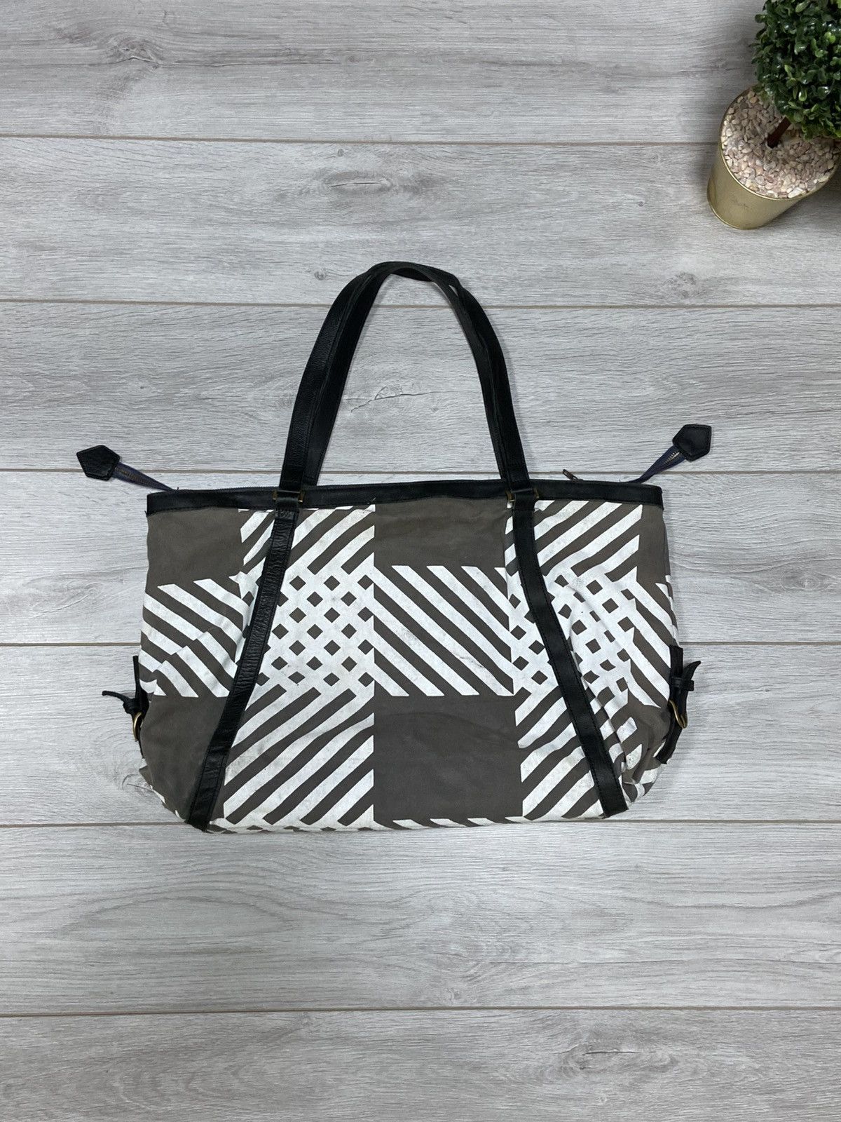 Vivienne Westwood Vivienne Westwood RARE anglomania check tote handle bag Size ONE SIZE - 16 Thumbnail